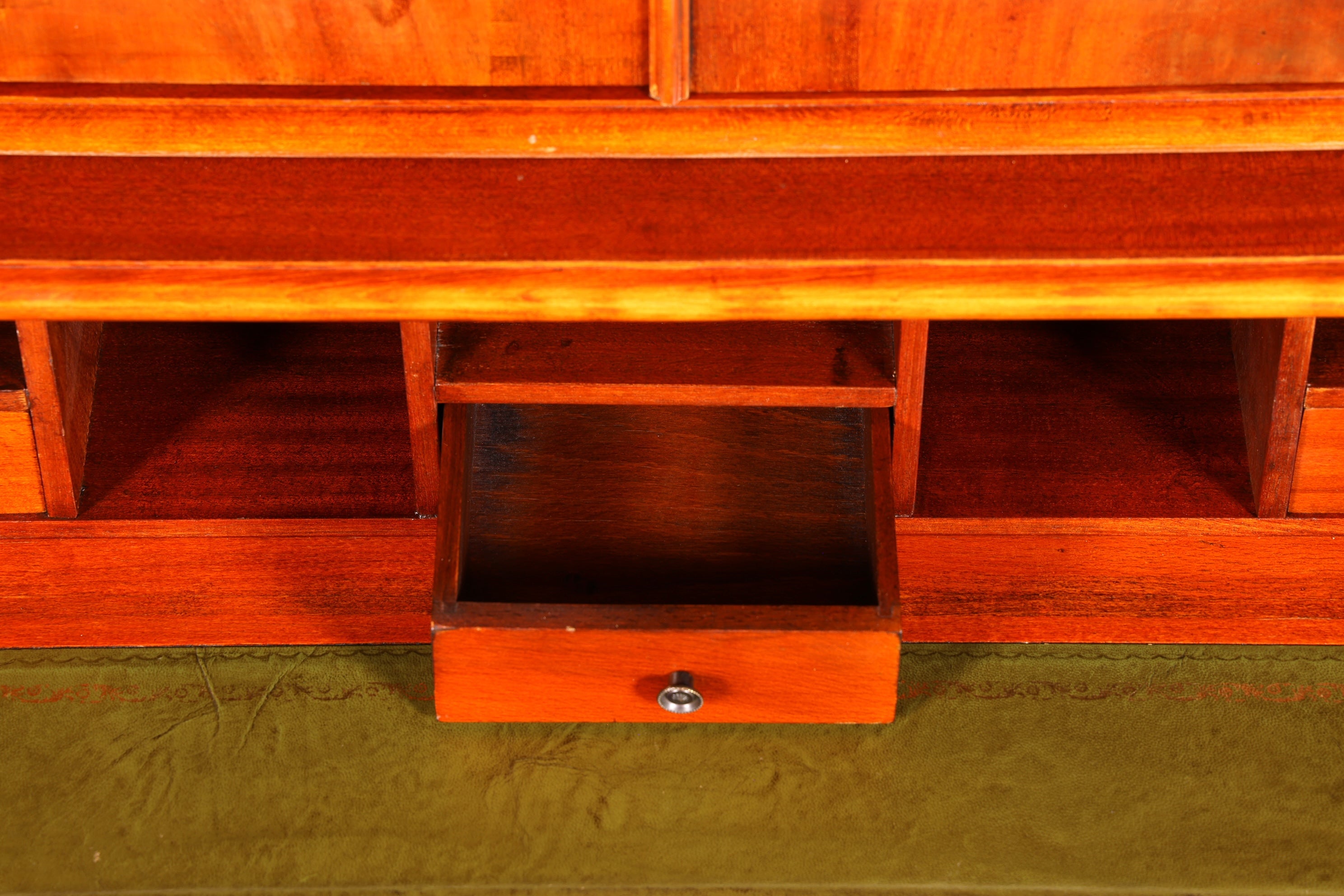 G389 Finish Wunderschöne Englische Vitrine Bibliothek Sekretär echt Holz Antik Schrank Regal (Kopie)