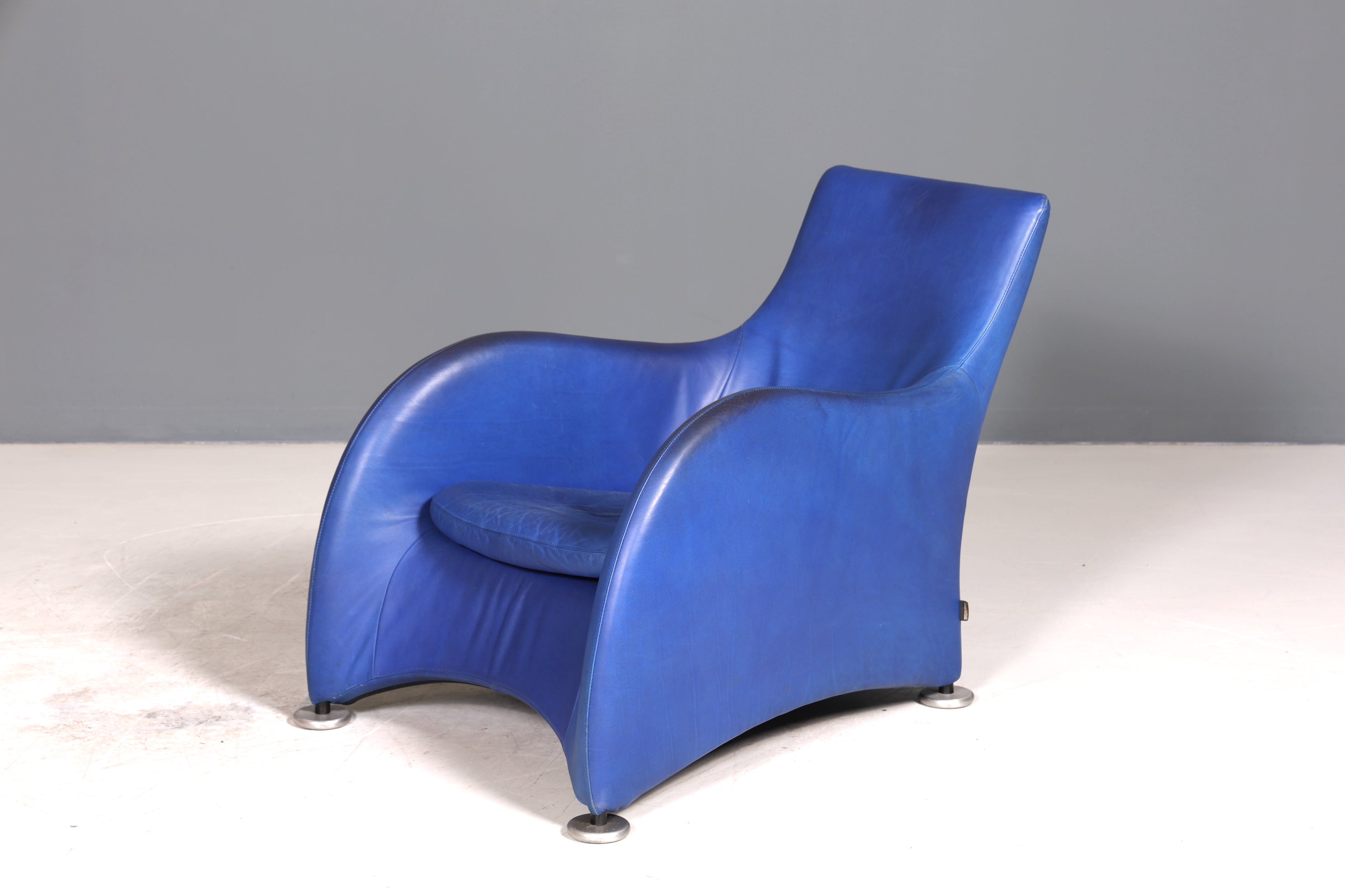 Edler Loge Sessel mit Hocker Designer Lounge Sessel Designed by Gerard Van den Berg für Montis echt Leder Sessel Relax Armlehnsessel 90s