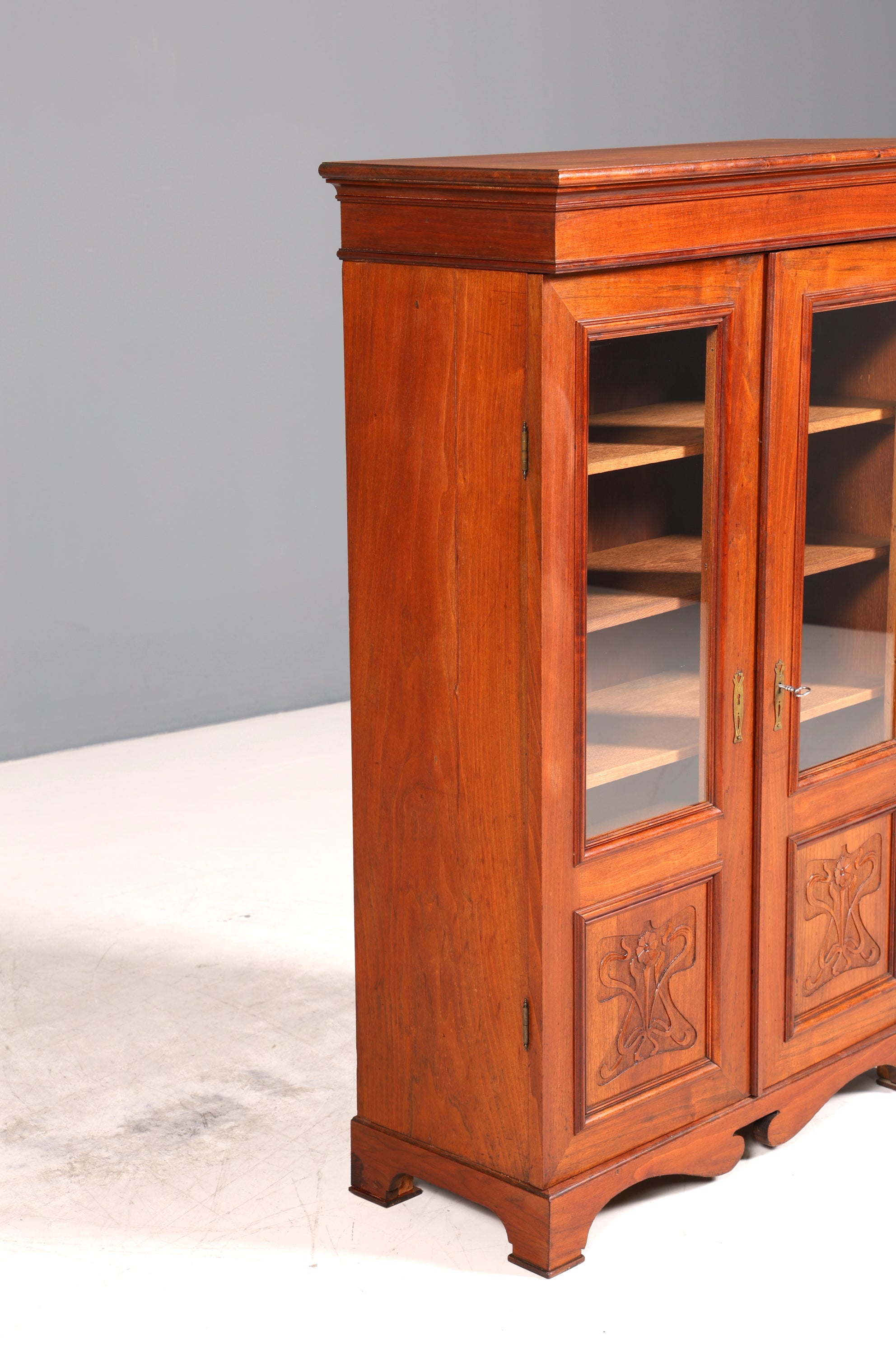 Traumhafte Jugendstil Vitrine Antike Holz Bücherschrank Eiche Gründerzeit Antik Schrank Geschirrschrank