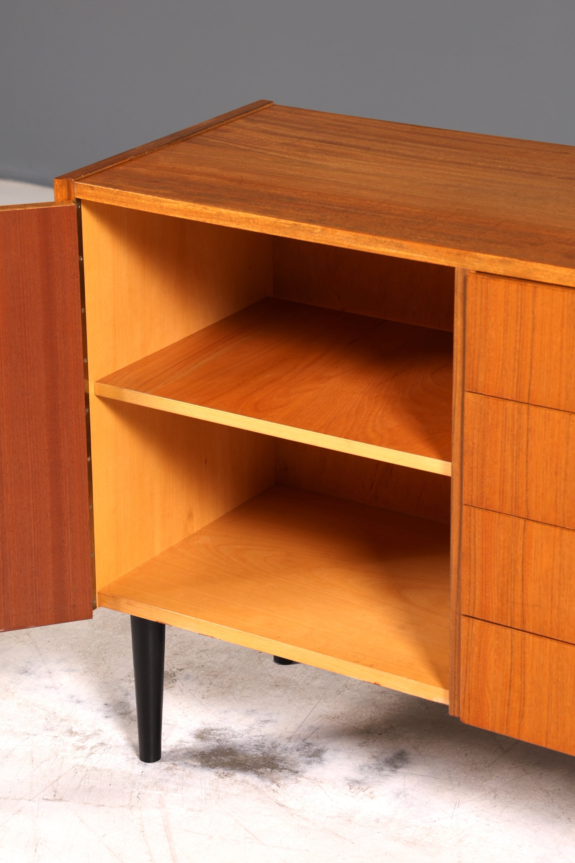 E861 Finish Wunderschöne Mid Century Kommode Vintage Schrank Retro Flur Kommode 60s Regal Sideboard