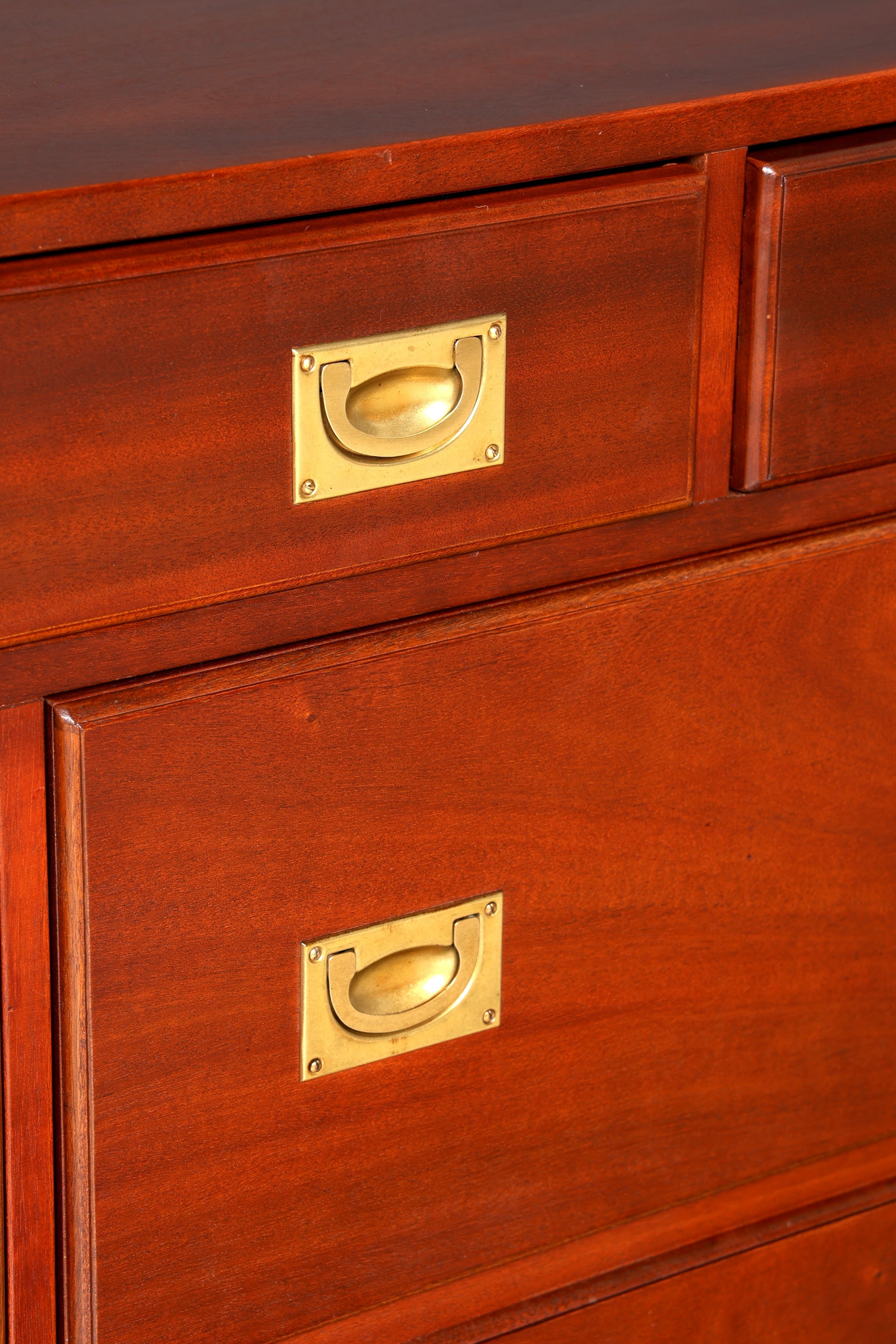 Beeindruckendes Maritim Sideboard Englische Schiffs Kommode Englisch Antik Schrank Military Chest