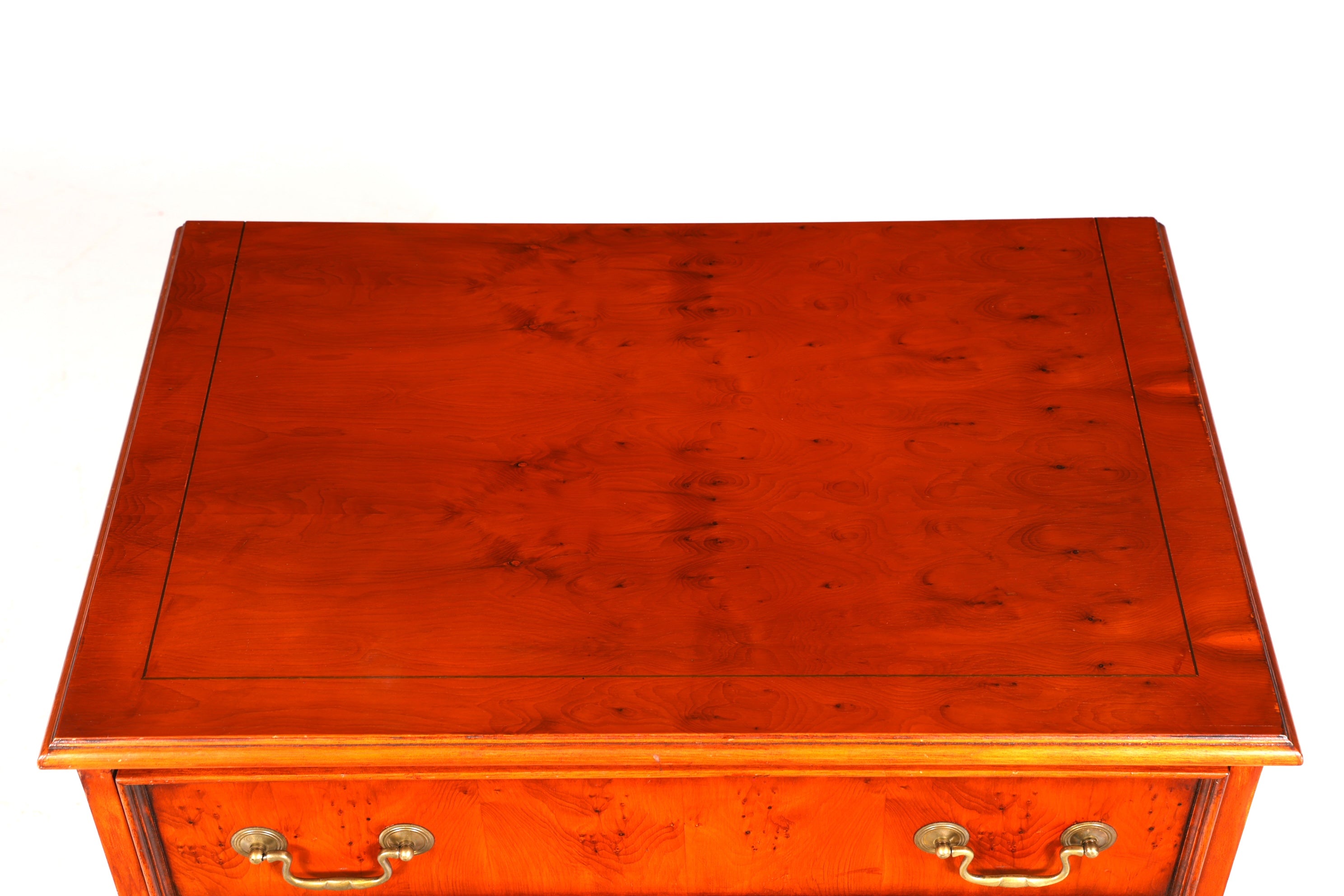 Wunderschöne Englische Kommode Eibe Sideboard Schubladenkommode