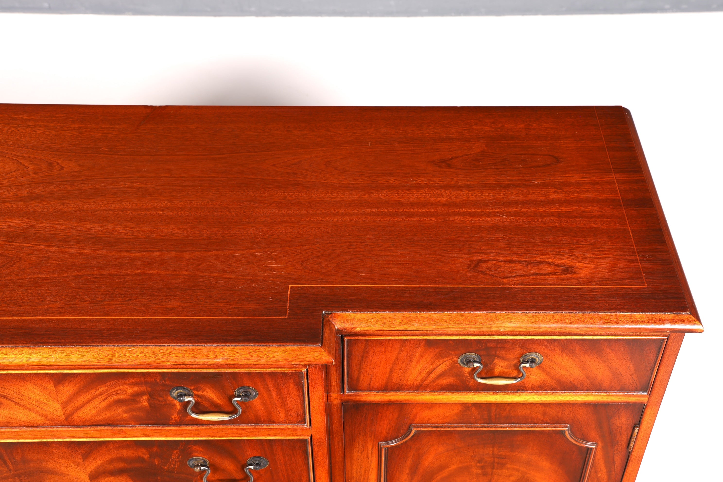 Wunderschönes Englisches Sideboard Mahagoni Schrank Antik 60s Buffetschrank Kommode