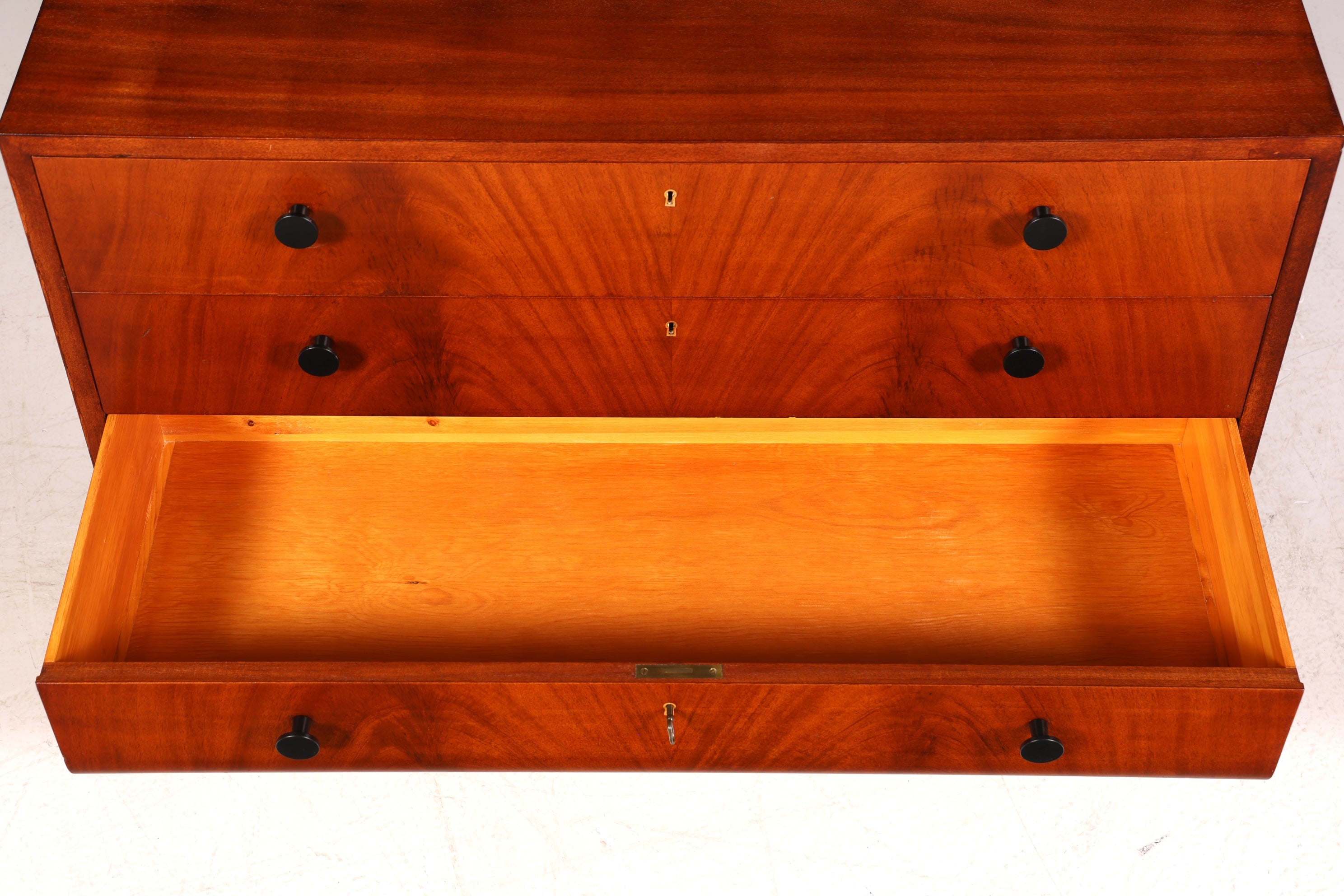 Wunderschöne Mid Century Kommode Vintage Danish Design TV Sideboard 60s Schrank Flurkommode