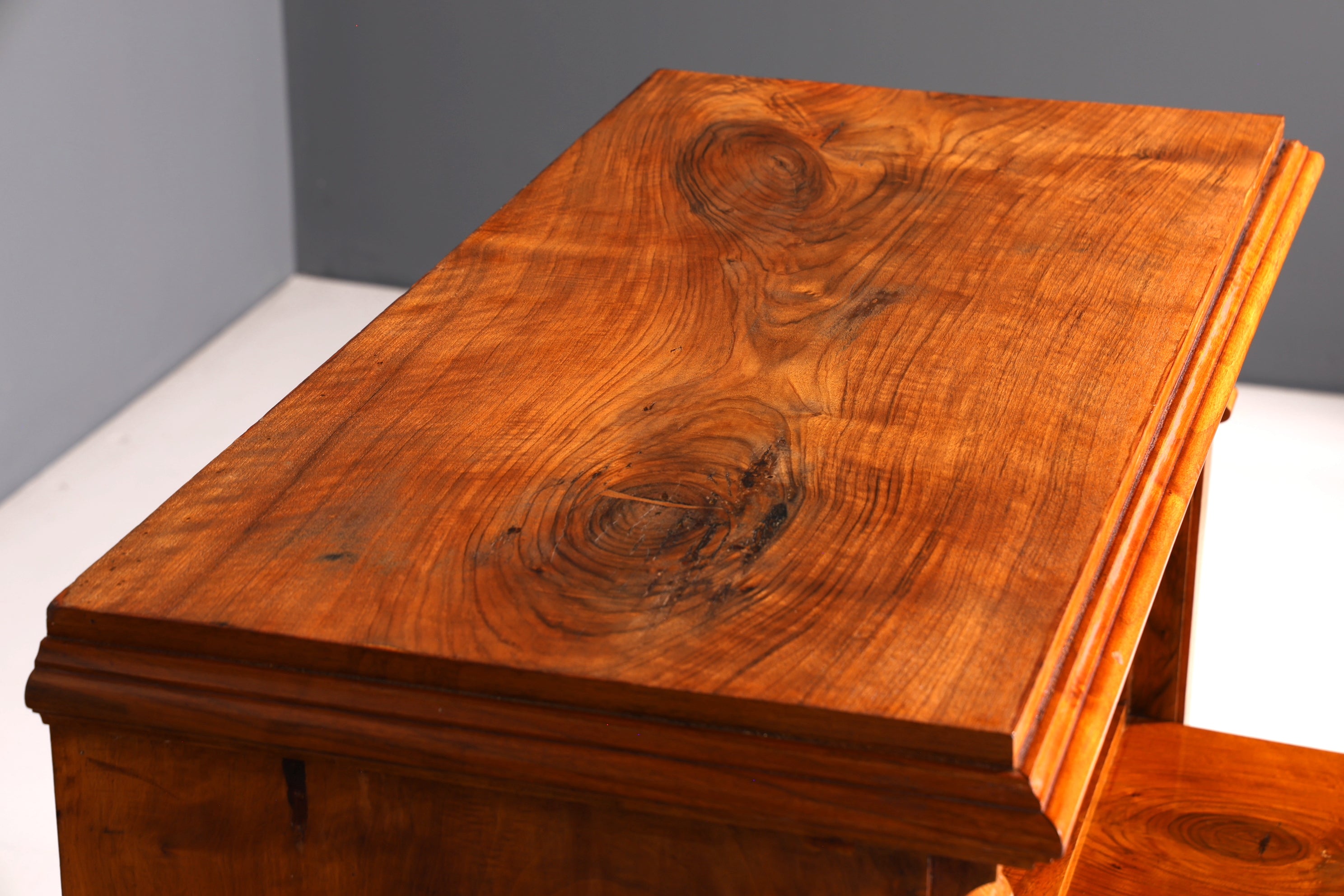 Stilvoller Biedermeier Sekretär Vertiko Louis Philippe Kommode Schubladenkommode