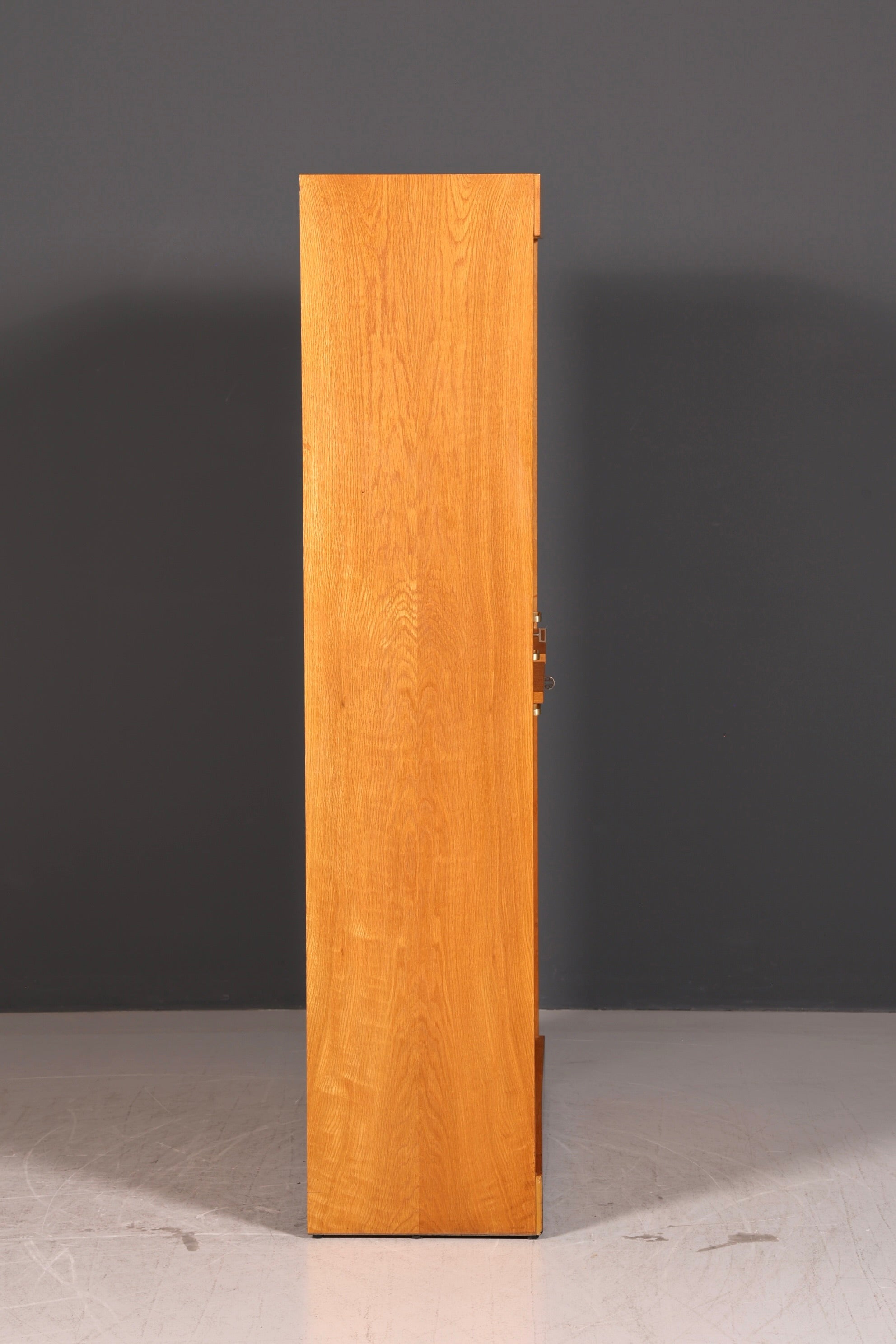 Stilvoller Mid Century Rollladenschrank Bauhaus Apothekerschrank Art Deco Büro Aktenschrank