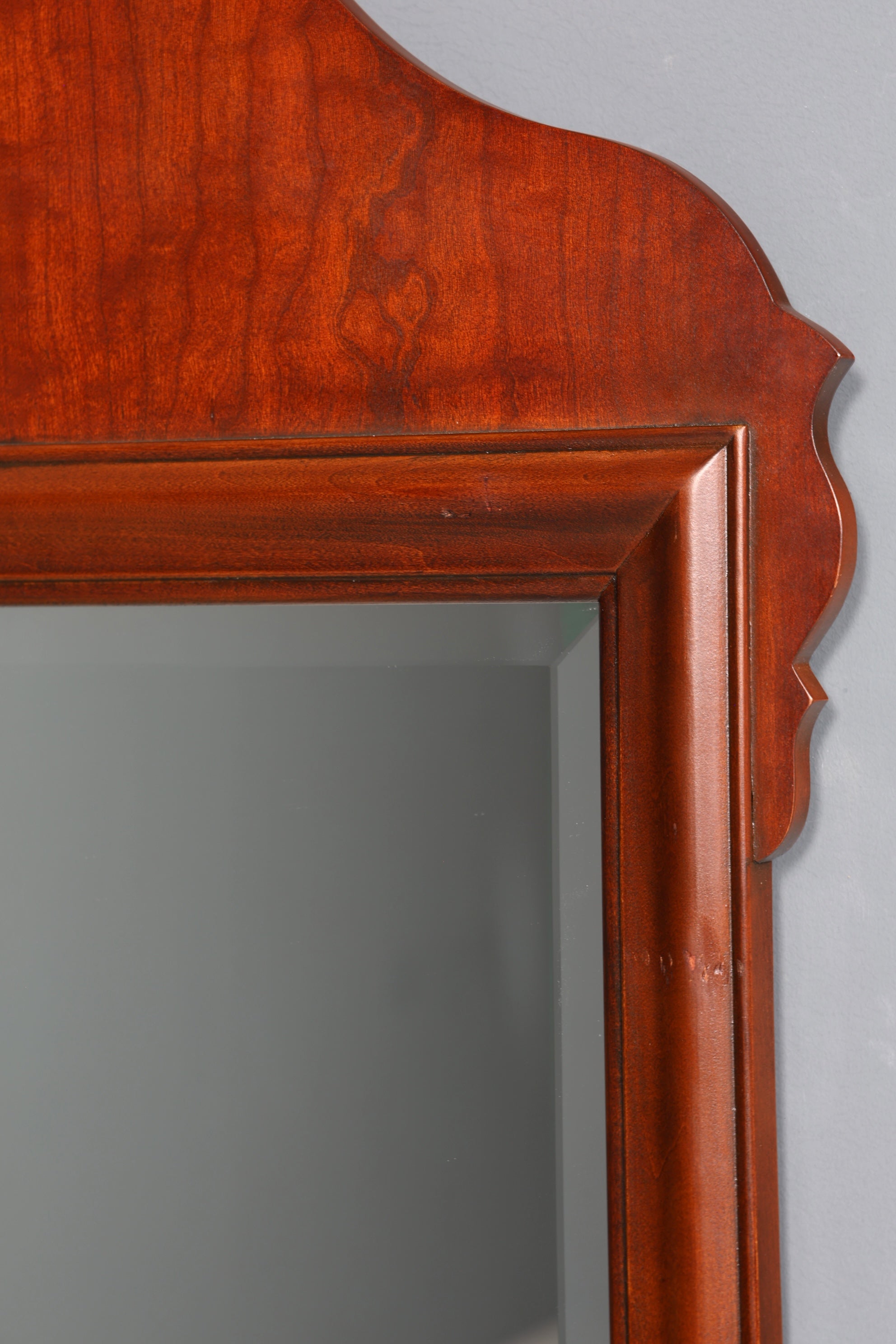 Edler Spiegel der Marke Drexel Heritage echt Holz Wandspiegel Flurspiegel USA Holzspiegel
