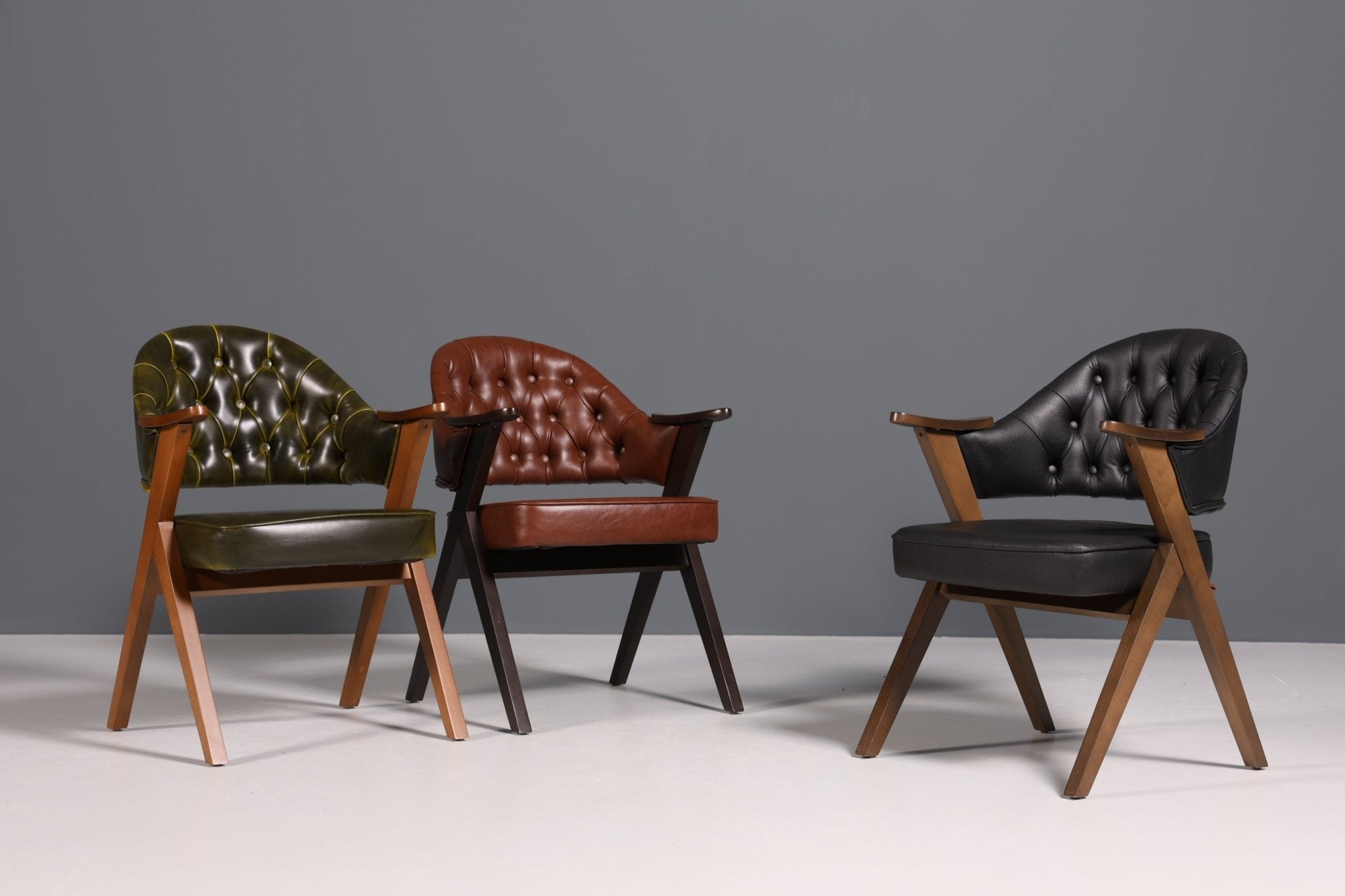 Luxuriöser "Manchester Green" Stuhl Esszimmerstuhl Lounge Stuhl im Chesterfield Design Bürostuhl