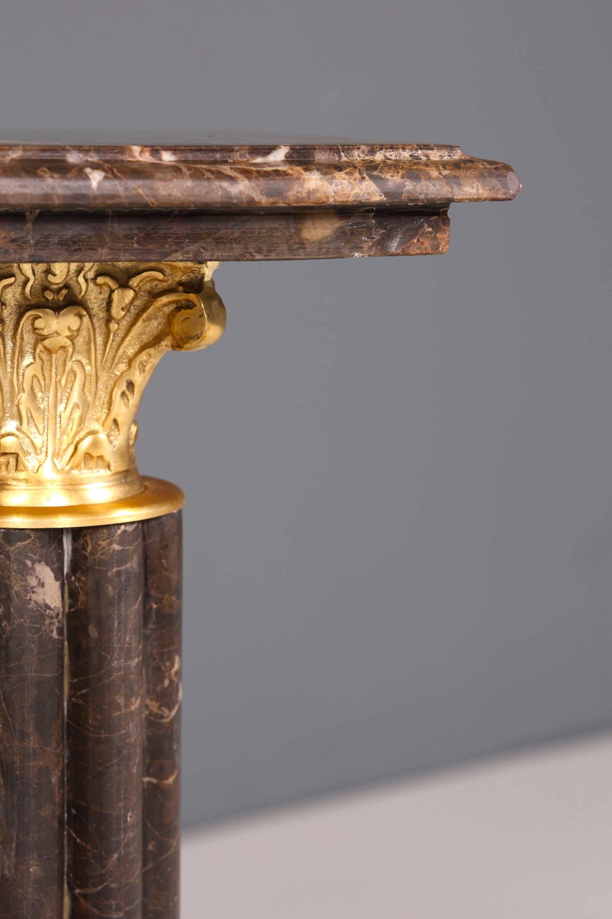 Traumhafte Barock Stil Säule Louis XV Marmor Blumensäule Naturstein Sockel Ablage