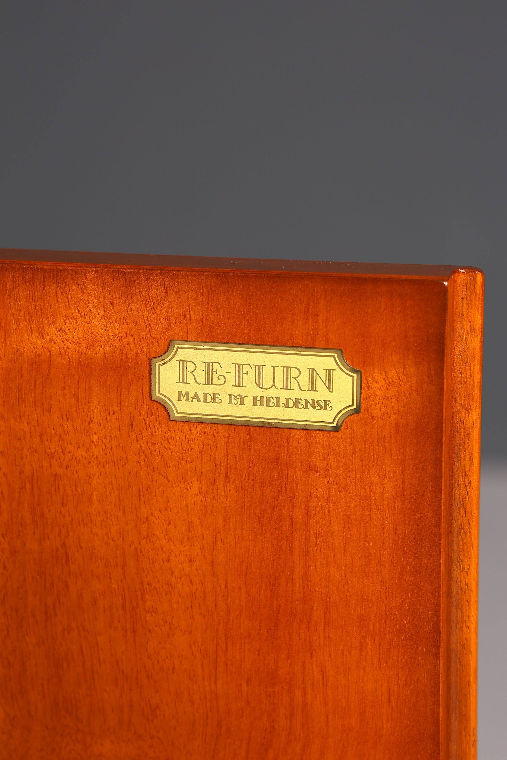 F947 Finish cm Wunderschöne Original Heldense Vitrine Englische Eibe Bücherschrank Buffet Antik Stil Glasvitrine