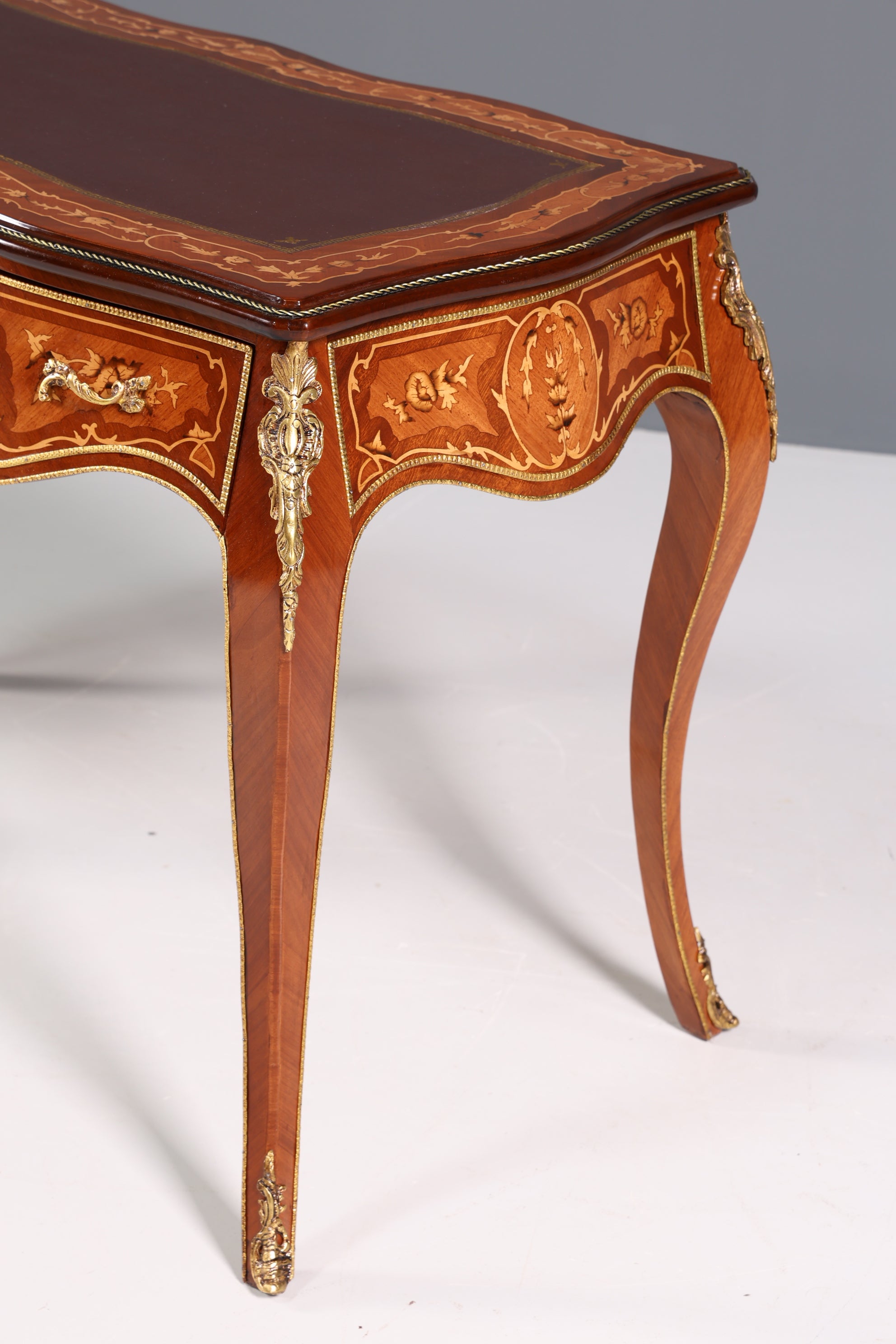 Edler Louis XV Stil Schreibtisch French Office Desk Antik Stil