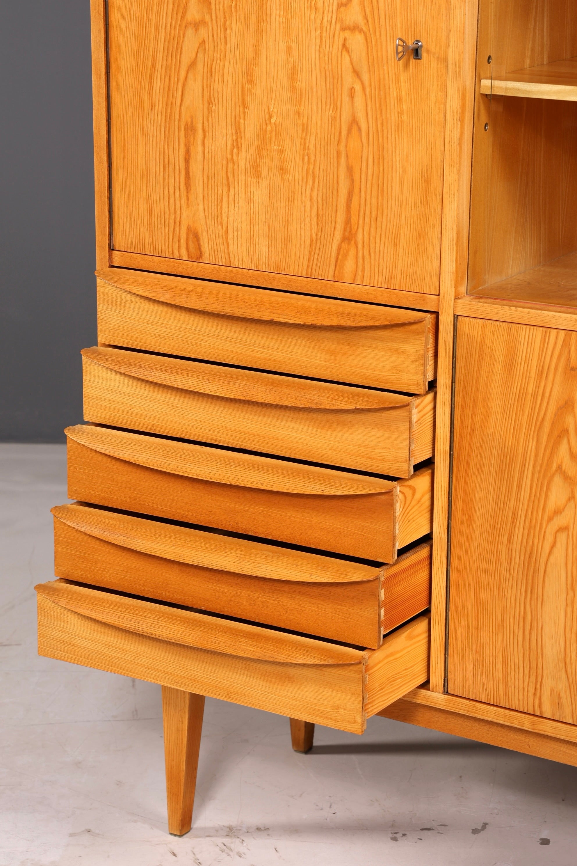 Wunderschöner Original Hellerau Schrank Mid Century Vitrine Franz Ehrlich 602 Kommode Bücherregal