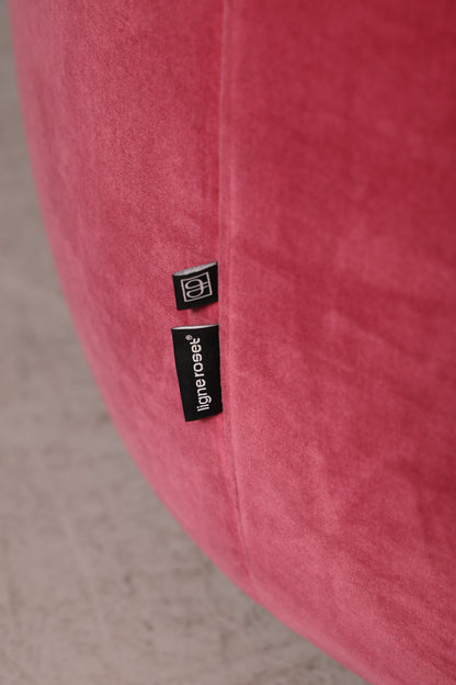 Edler Ligne Roset Pumpkin Sessel mit Hocker Pink Samt Designer Loungesessel Pierre Paulin Pouf Vintage