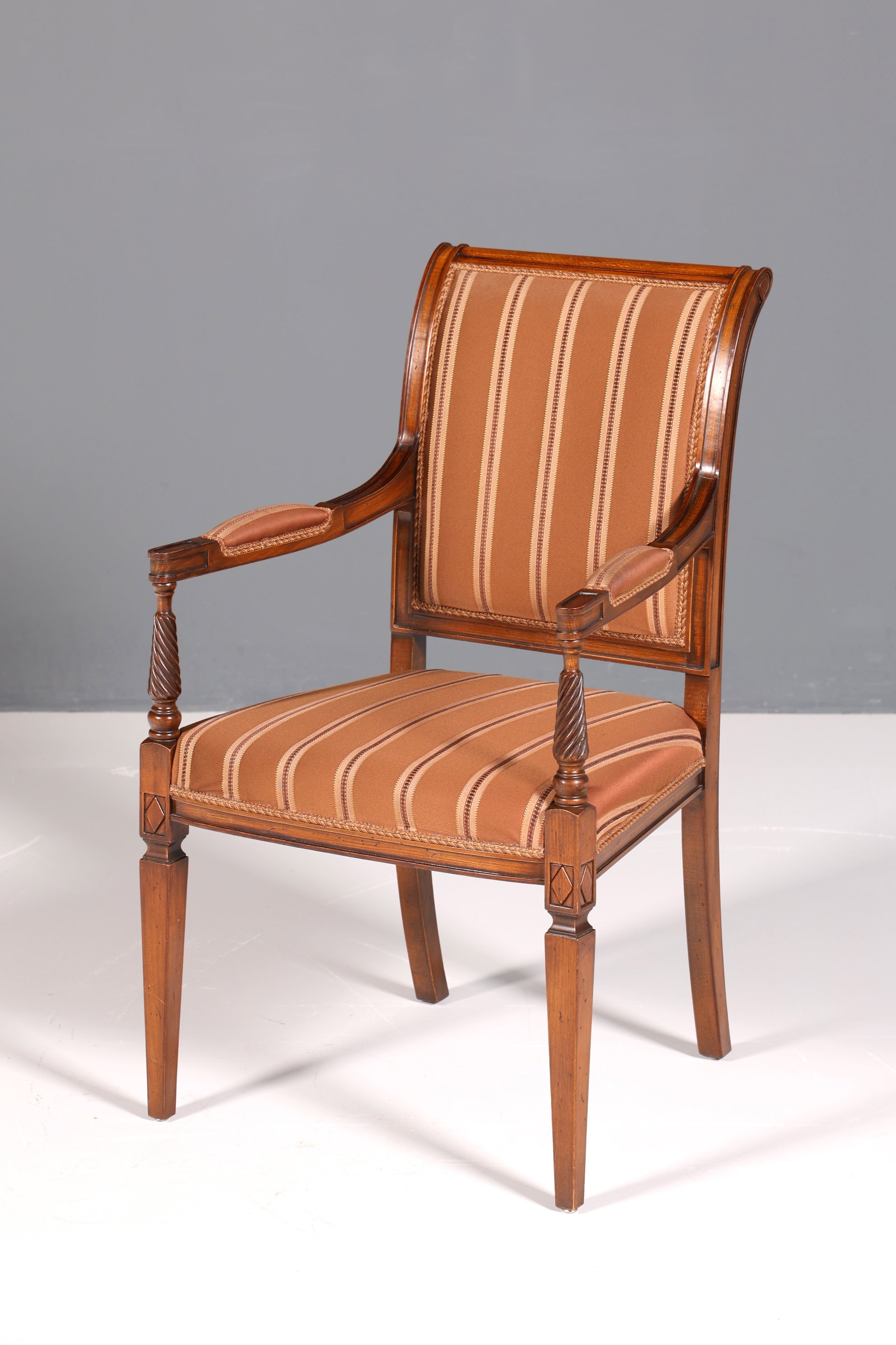 Wunderschöner Selva Stuhl Sekretär Armlehnen Stuhl Borghese Antik Stil Stuhl