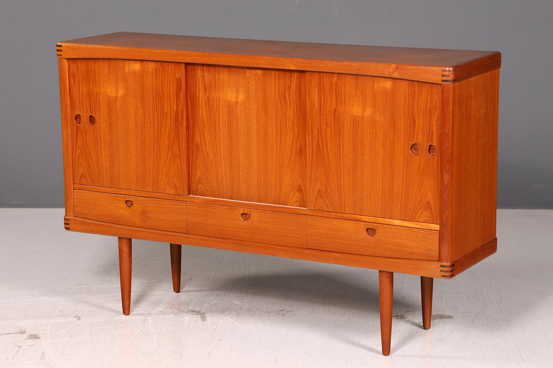 Beautiful Bramin teak highboard, Danish design, sideboard cabinet, mid-century vintage 1960s