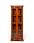 Hauptstadt Möblerei Original Selva Eckvitrine aus massivem Holz im antiken Stil mit Glasfront und Patina