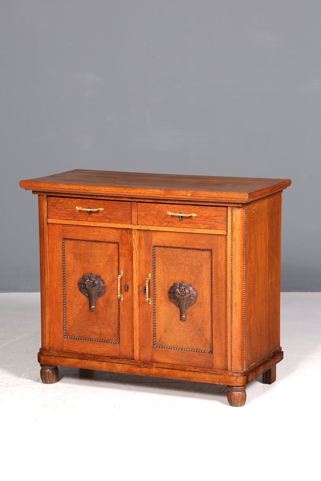 Beautiful Art Nouveau chest of drawers, sideboard, antique oak cabinet, Gründerzeit hallway chest of drawers