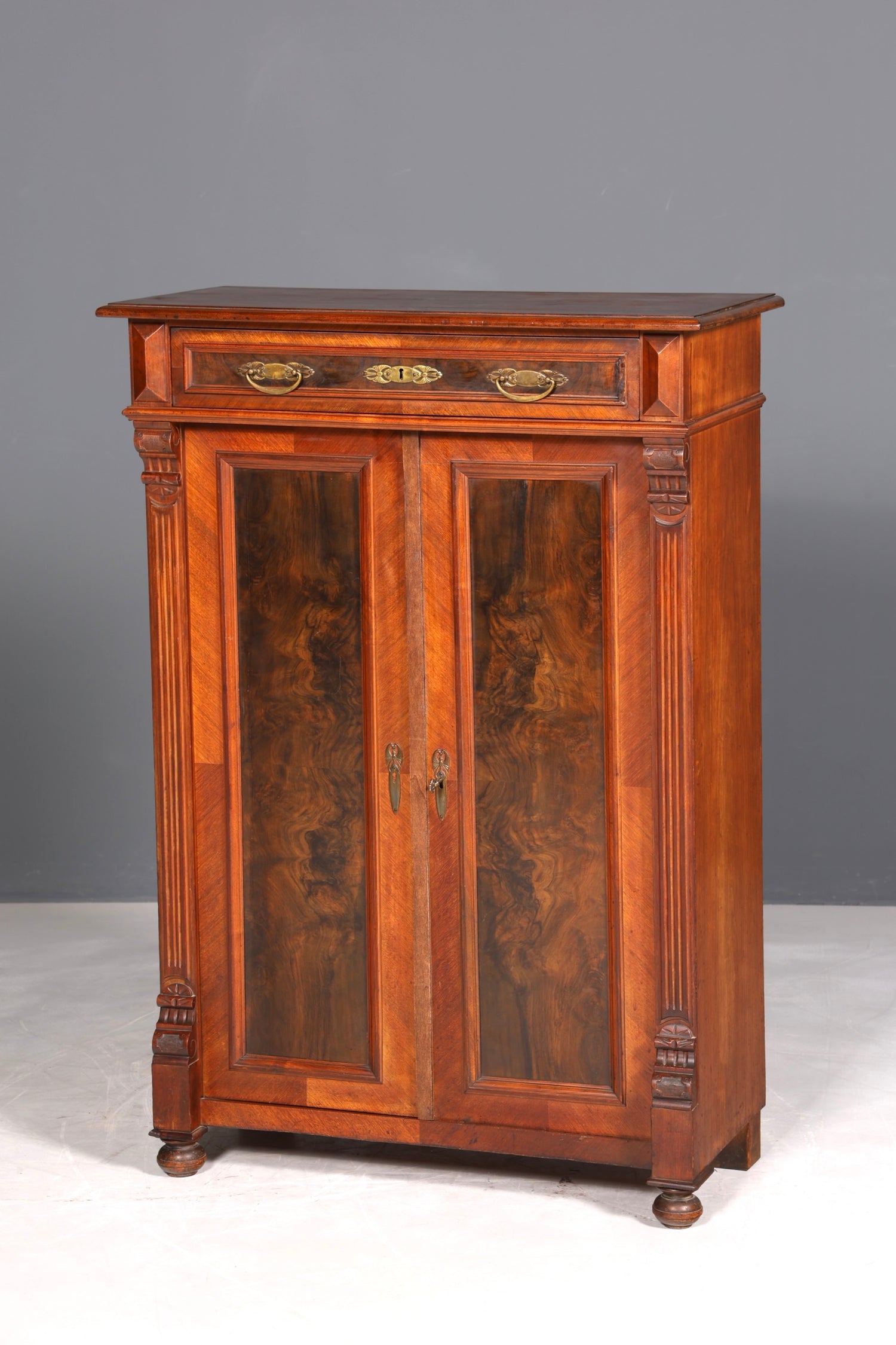 Traumhaftes Gründerzeit Vertiko Jugendstil Schrank Antik Highboard Kommode