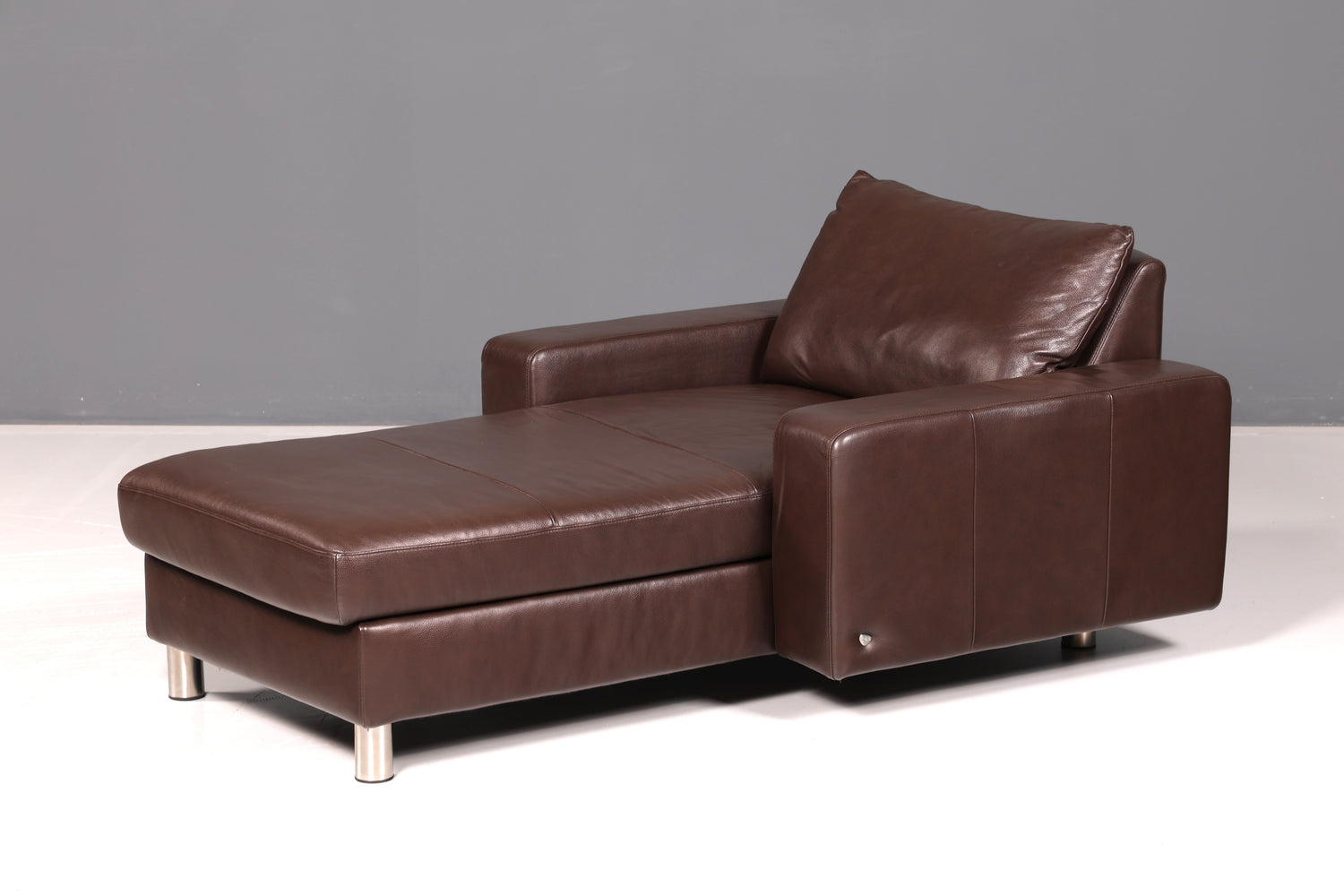 Beautiful Stressless E200 Recamier genuine leather brown chaise longue ottoman leather sofa vintage recliner