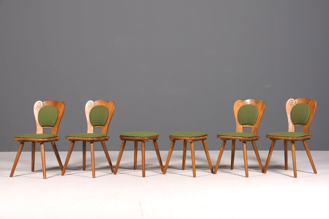 4x Simple country-style chairs with two stools, retro chair set, antique style oak, kitchen chairs, farmhouse chairs, dining room chairs