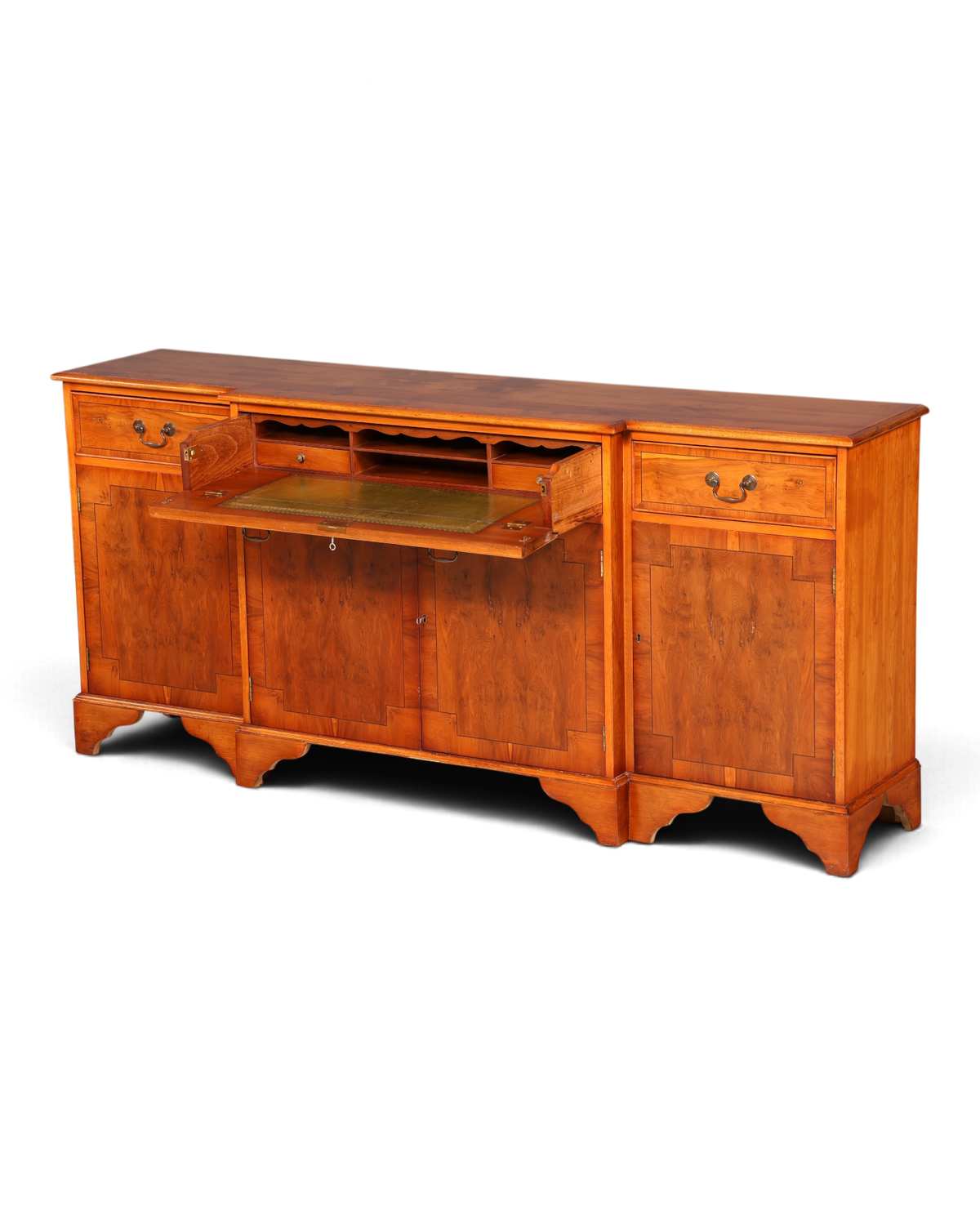 Hauptstadt Möblerei Sideboard aus Holz mit aufklappbarem Sekretärfach und grüner Ledereinlage im klassischen Stil