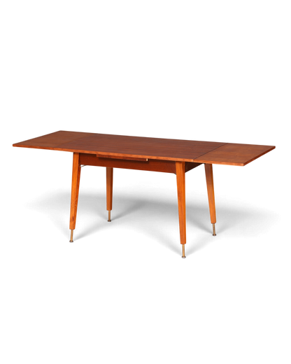 Hauptstadt Möblerei Mid Century Esstisch aus Holz, ausziehbar und höhenverstellbar im 60er Jahre Vintage Design