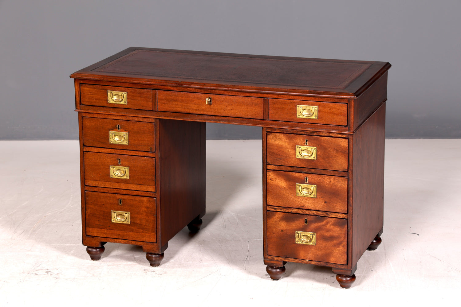 Edler Englischer Military Chest Schreibtisch Maritim Bürotisch Lederauflage Office Desk