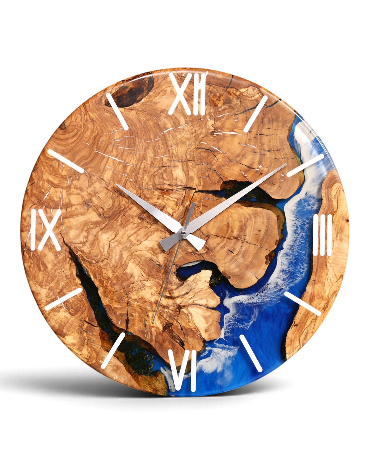 Epoxidharz Wanduhr Olivenbaum Waves Epoxy Analog Uhr – Hauptstadt Möblerei Berlin
