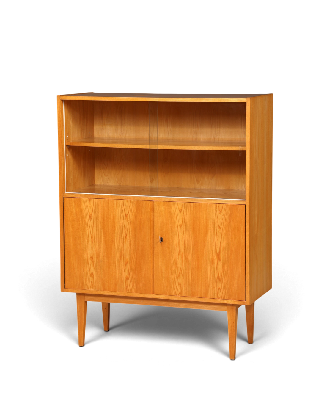 Hauptstadt Möblerei Vintage-Regalschrank aus hellem Holz mit Schiebetüren aus Glas und zwei unteren Holztüren
