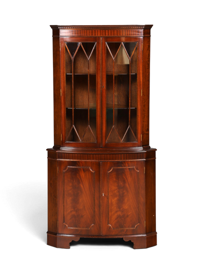 Wunderschöne Englische Eckvitrine Mahagoni Antik 60s echt Holz Schrank Eckschrank Glasvitrine