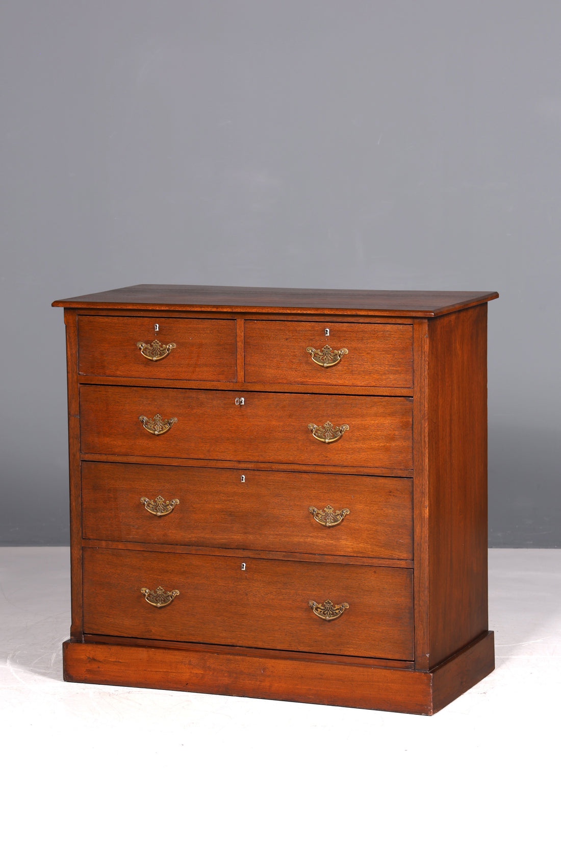 Beautiful English antique chest of drawers, real wood, vertiko, chest of drawers, linen chest