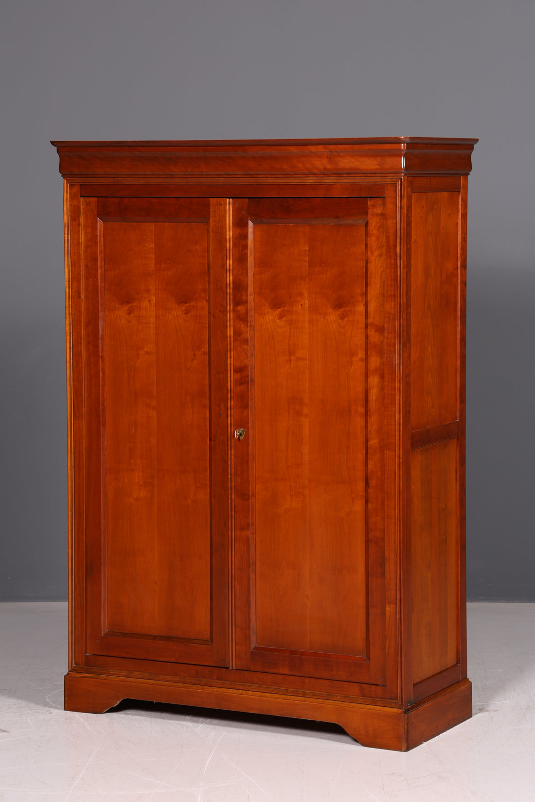 Fine Original Selva Wardrobe Cherry Wood Hallway Cabinet Bedroom Wardrobe Linen Cabinet Italian Furniture Vintage
