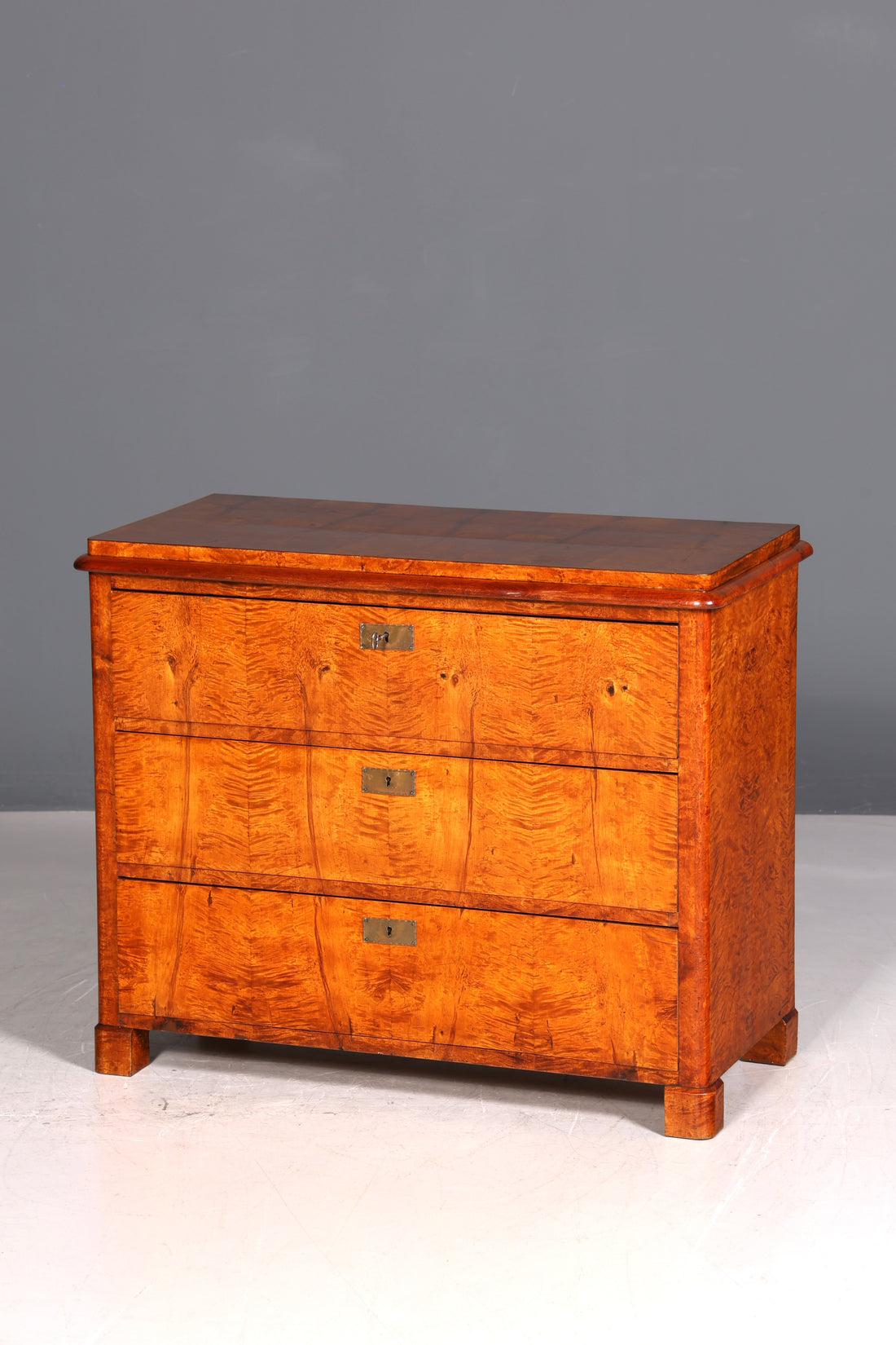 Beautiful Biedermeier Louis Philippe antique chest of drawers, linen chest