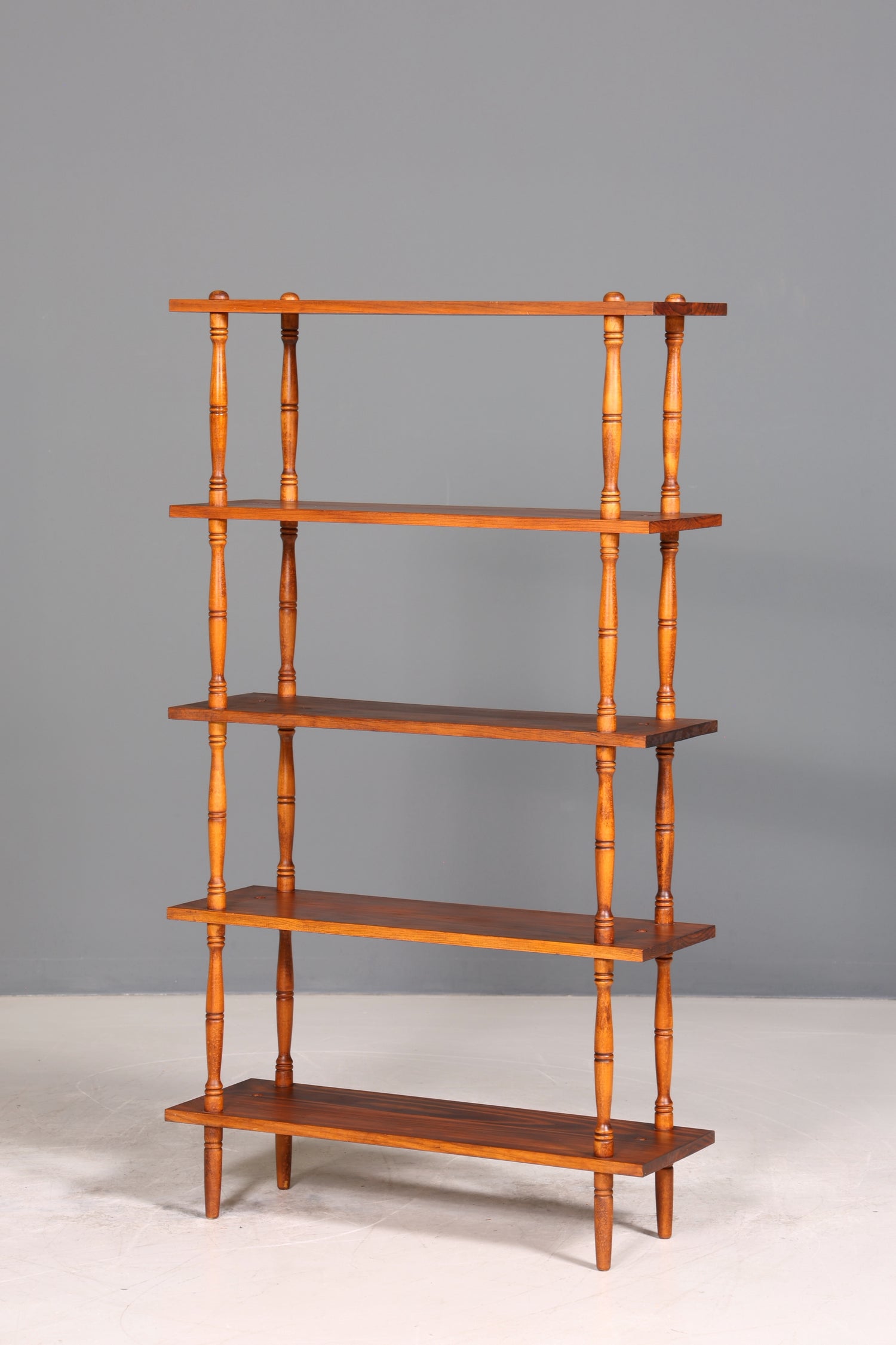 Wunderschönes Bücherregal im Gründerzeit Stil Regal Antik 60s Buchablage Bookshelf