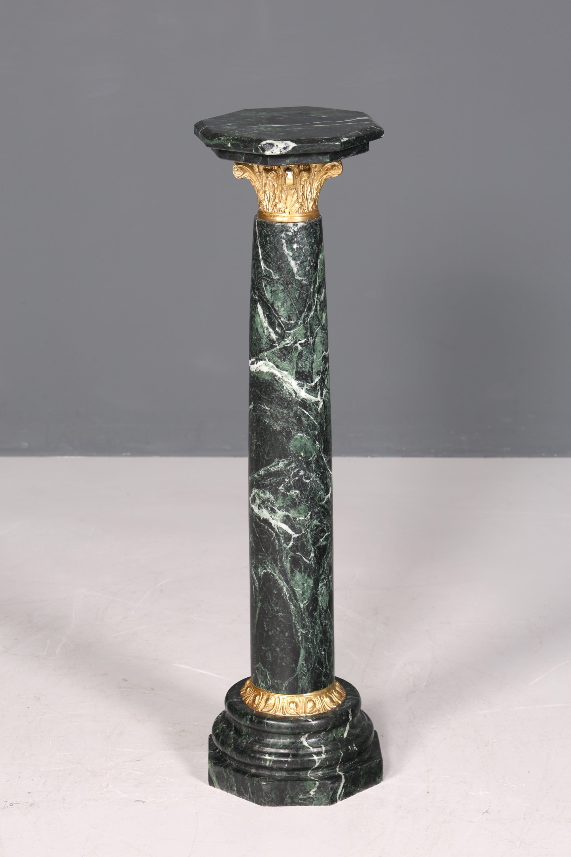 Wunderschöne Barock Stil Säule Louis XV Marmor Blumensäule Naturstein Sockel Ablage