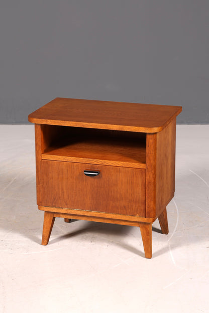 Schlichte Mid Century Kommode Vintage Klappschränkchen Danish Design Nachttisch 1 von 2