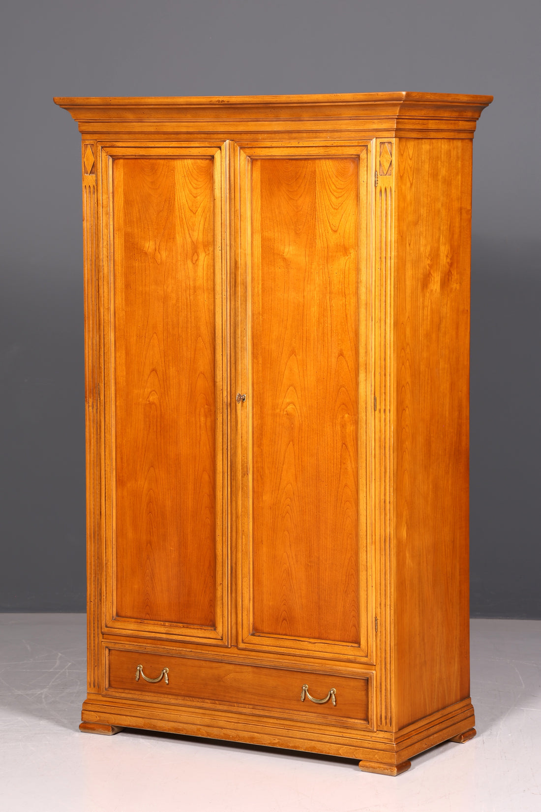 Traumhafter Original Selva Schrank Villa Borghese Antik Stil Massiv Holz Dielenschrank Kleiderschrank