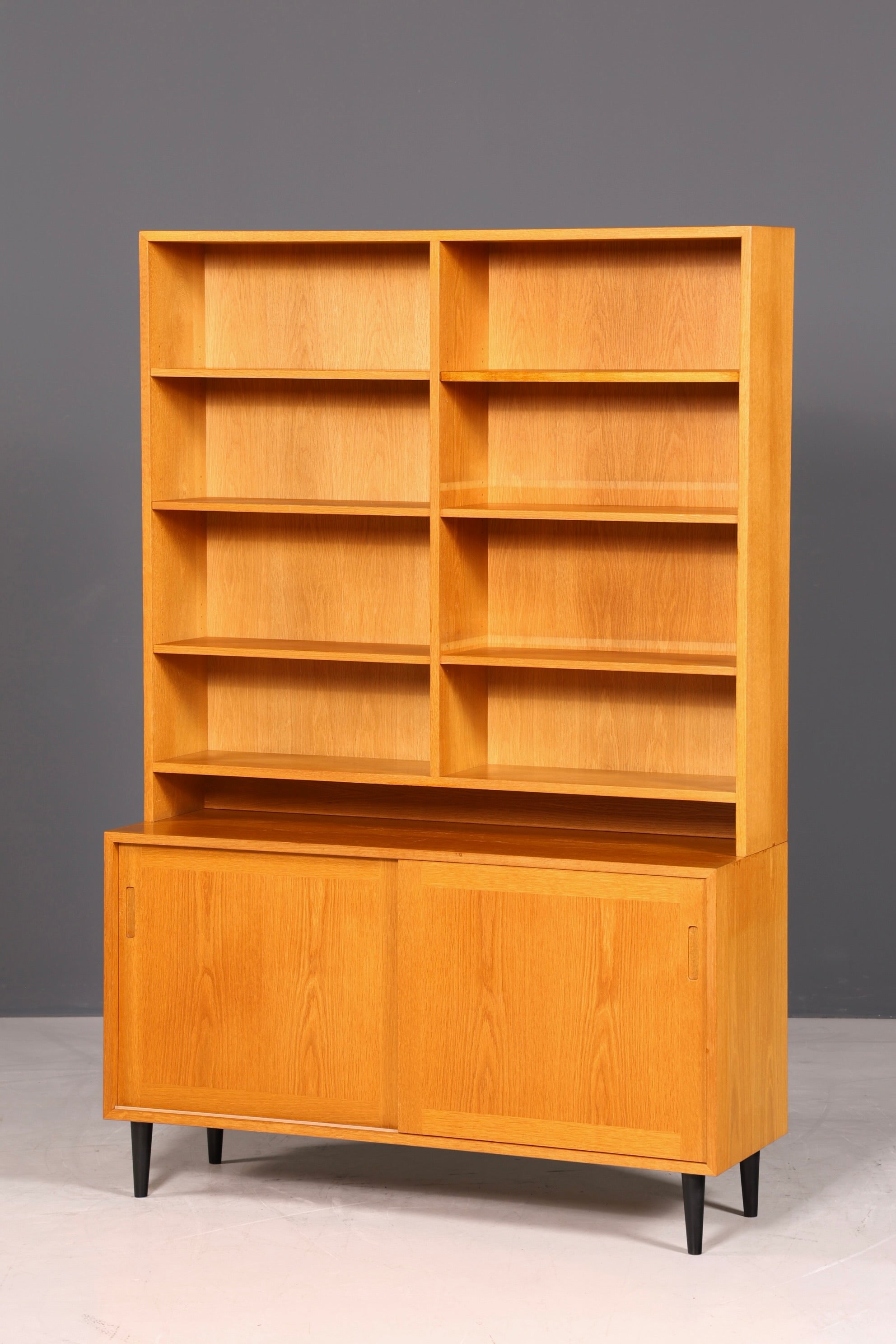 G120 Finish Schlichtes Mid Century Bücherregal Danish Design Schrank Retro Kommode Schiebetür Regal Vintage