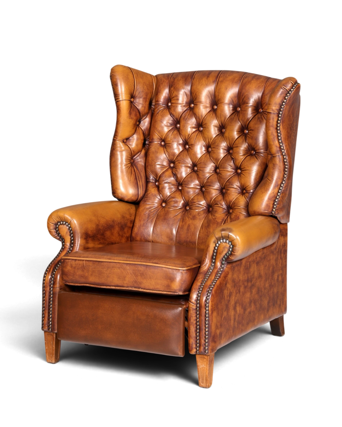 Hauptstadt Möblerei Chesterfield Ohrenbackensessel aus braunem Echtleder mit Knopfheftung und Relaxfunktion