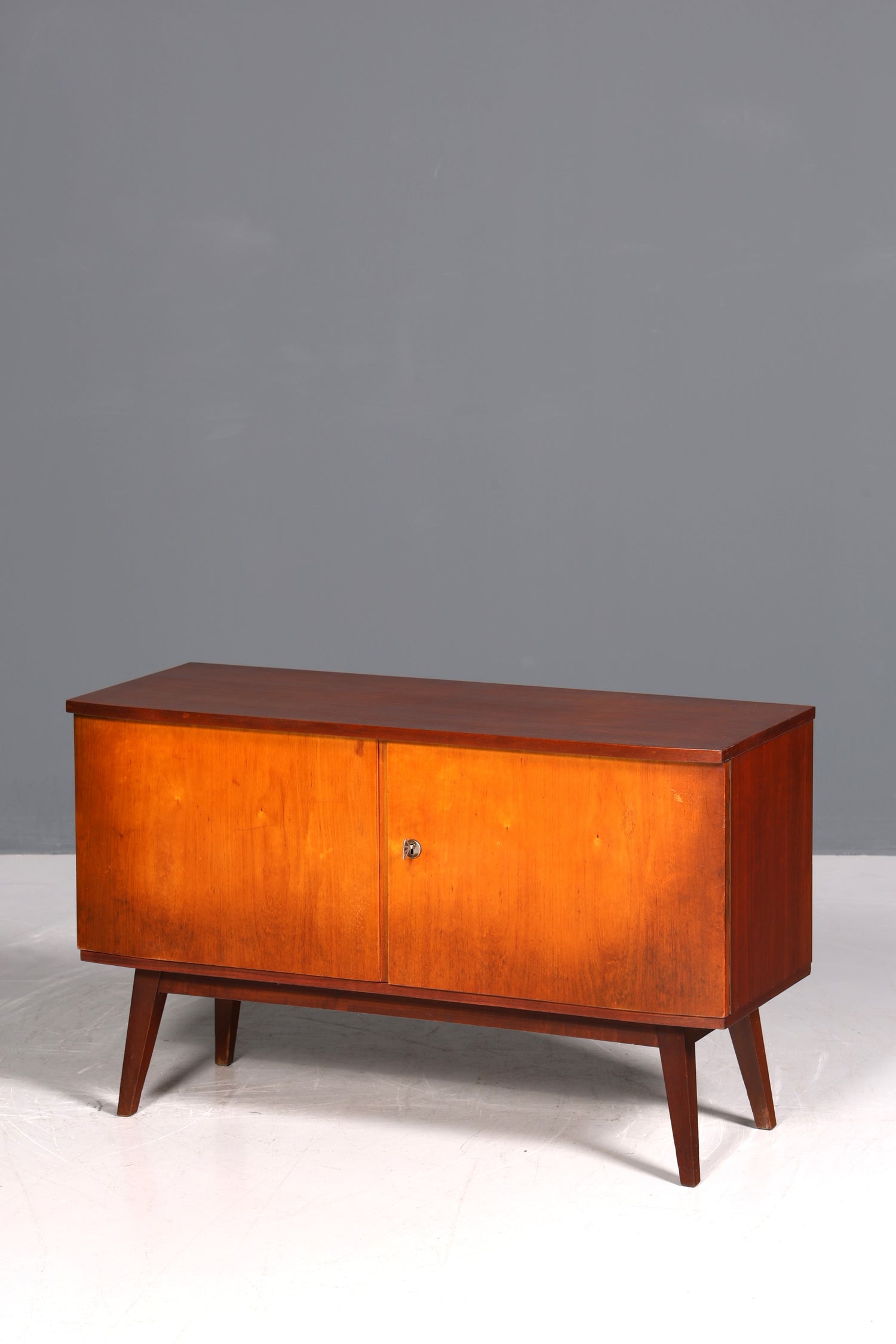 Wunderschöne Mid Century Schrank Vintage Kommode Retro Flur Kommode 60s Sideboard