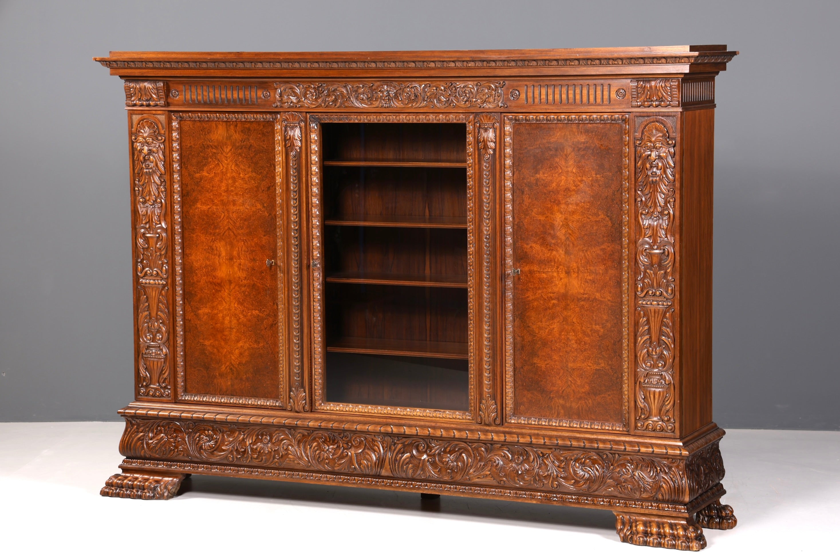 Wunderschöner Neorenaissance Bücherschrank Antik Vitrine Herrenzimmer Gründerzeit Buffet Schrank Regal Kanzlei