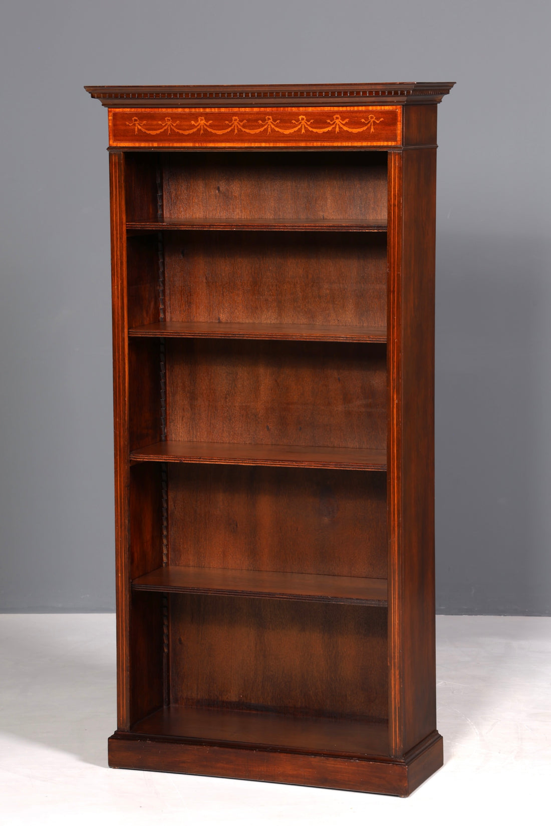 Beautiful English antique bookshelf, mahogany, 1960s