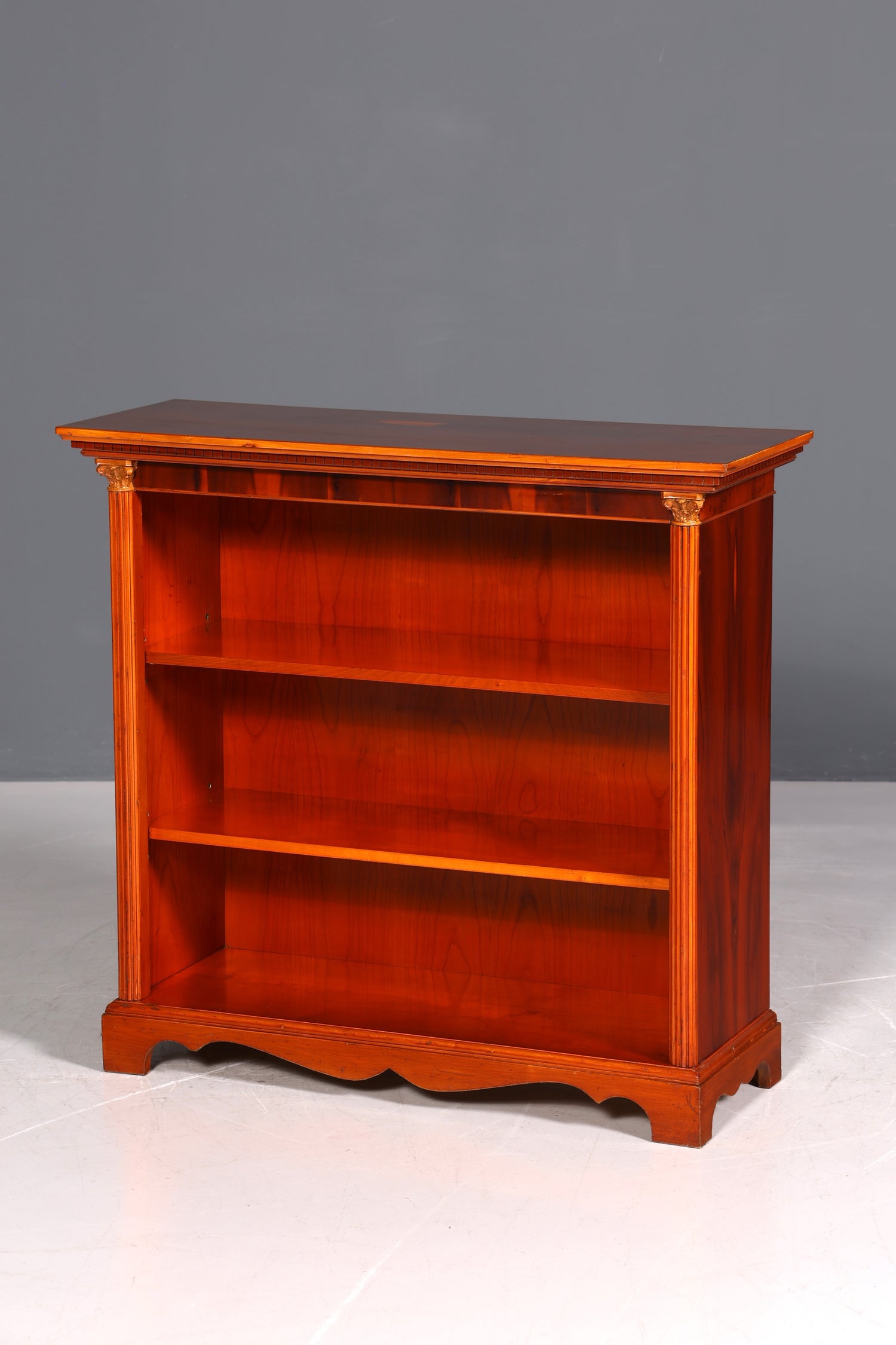 Wunderschönes Englisches Bücherregal Eibe Antik Regal Bookshelf Buchablage 60s