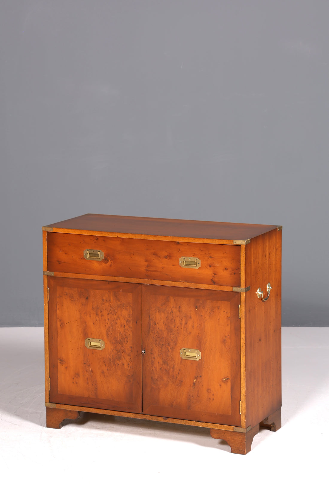 Traumhafte Englische Kommode Maritime Schiffs Schrank Englisch Antik Military