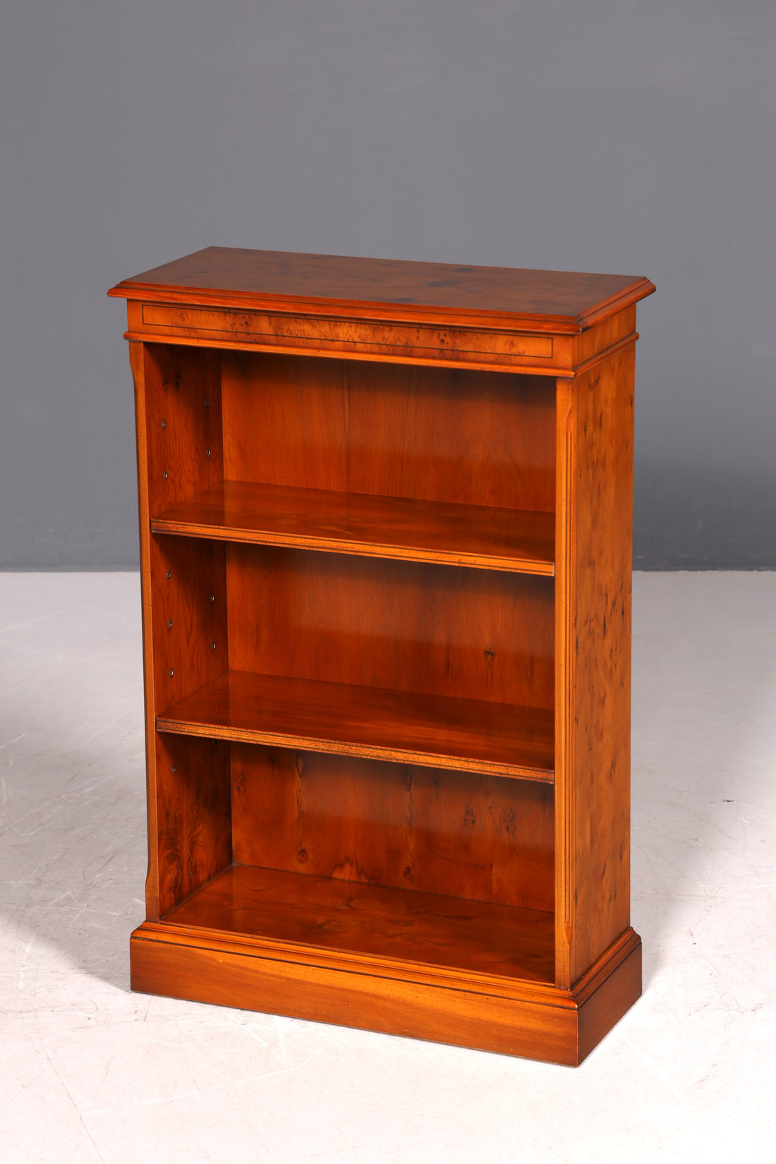 G369 Finish Wunderschönes Englisches Bücherregal Antik Regal Bookshelf Buchablage 60s (Kopie 2)