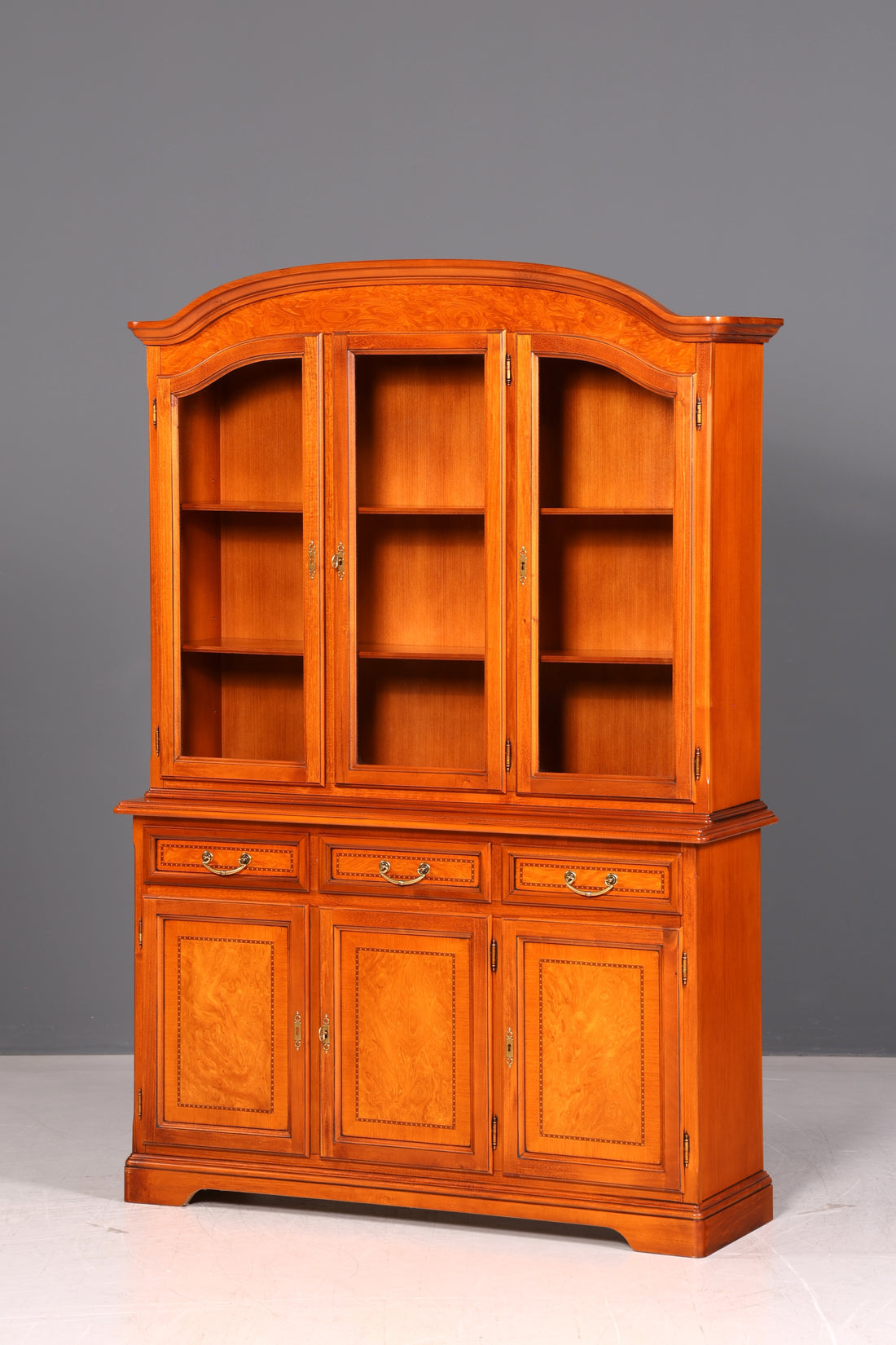 Dreamlike Original Selva Display Cabinet Epoca Antique Style Buffet Cabinet Library Cherrywood Glass Display Cabinet