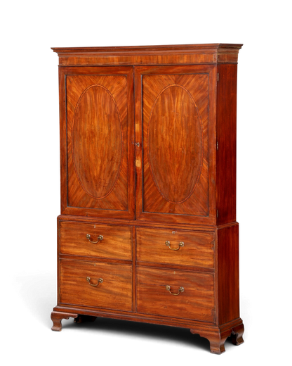 Hauptstadt Möblerei antiker englischer Mahagoni Wäscheschrank um 1900 mit Oval-Intarsien und vier Schubladen