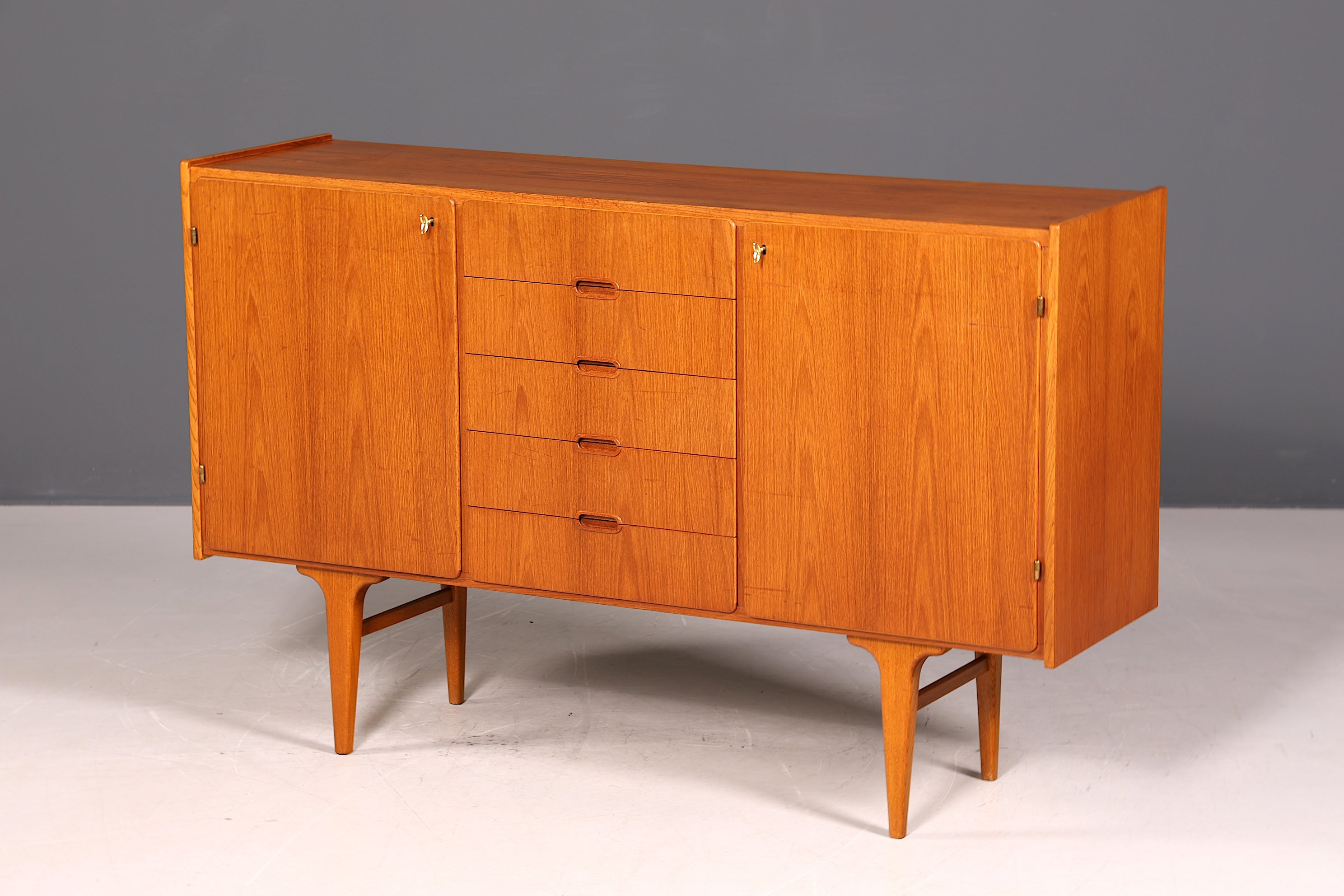 Traumhaftes Mid Century Sideboard Vintage Teak Holz TV Kommode Danish Design 60s Schrank