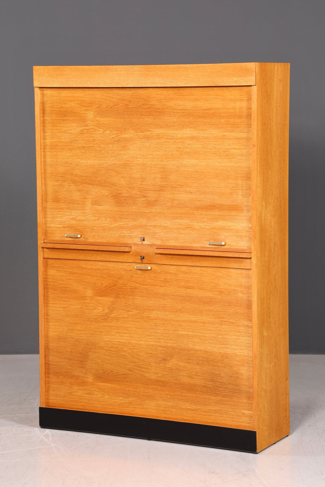 Stilvoller Mid Century Rollladenschrank Bauhaus Apothekerschrank Art Deco Büro Aktenschrank