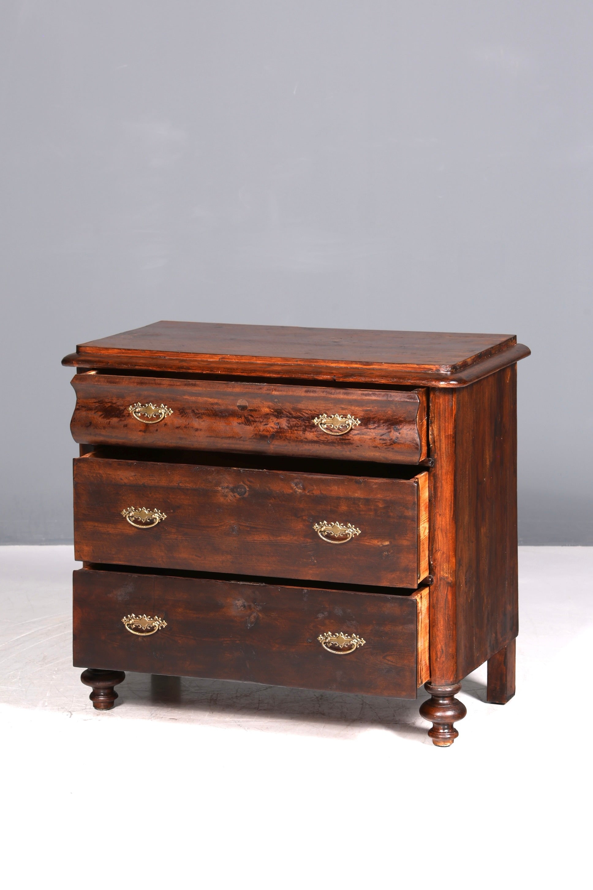 Stylish Louis Philippe chest of drawers walnut Wilhelminian style chest of drawers around 1890
